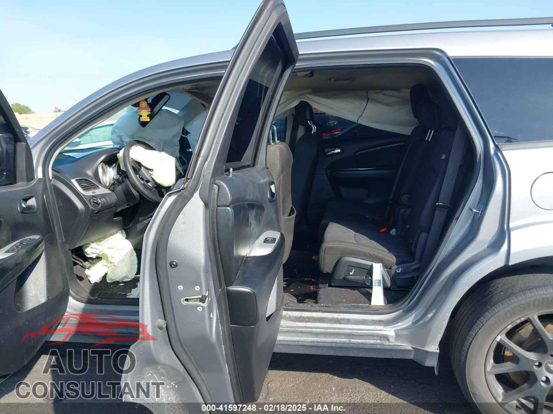 DODGE JOURNEY 2019 - 3C4PDCBB5KT687131