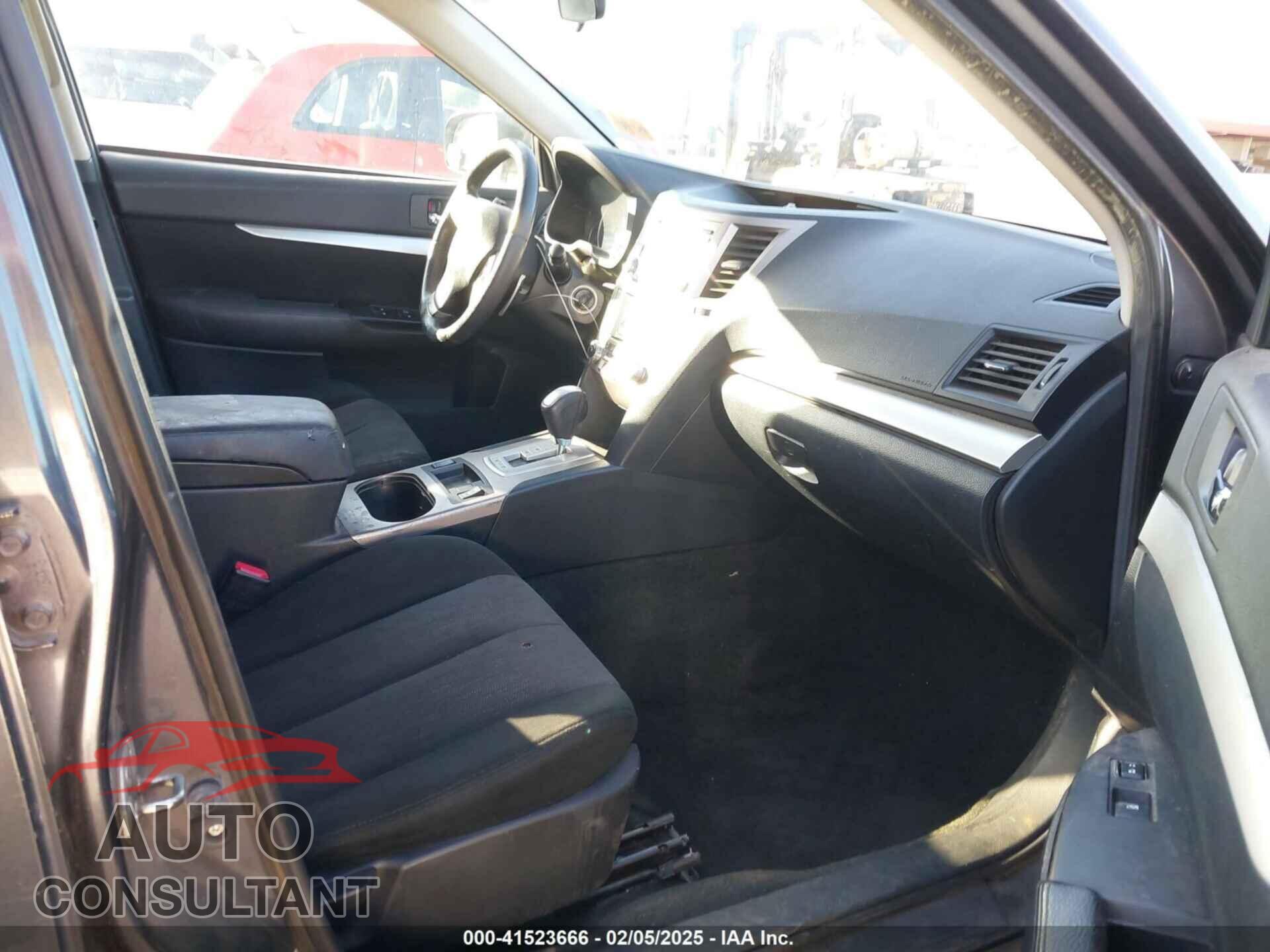 SUBARU OUTBACK 2013 - 4S4BRCCC0D3200611