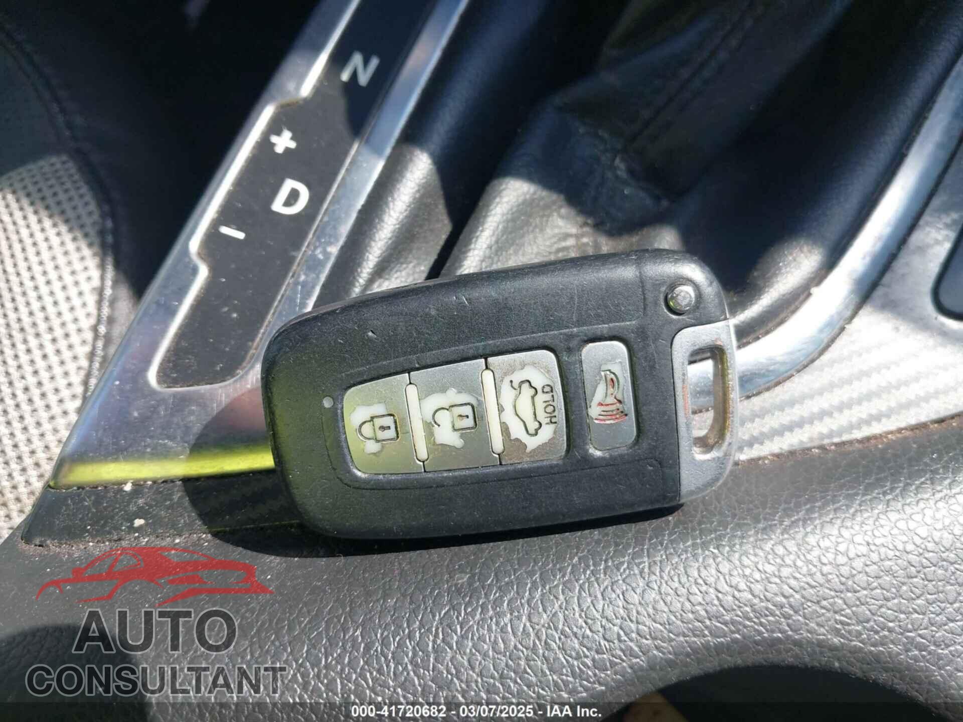 KIA OPTIMA 2012 - 5XXGR4A63CG032183