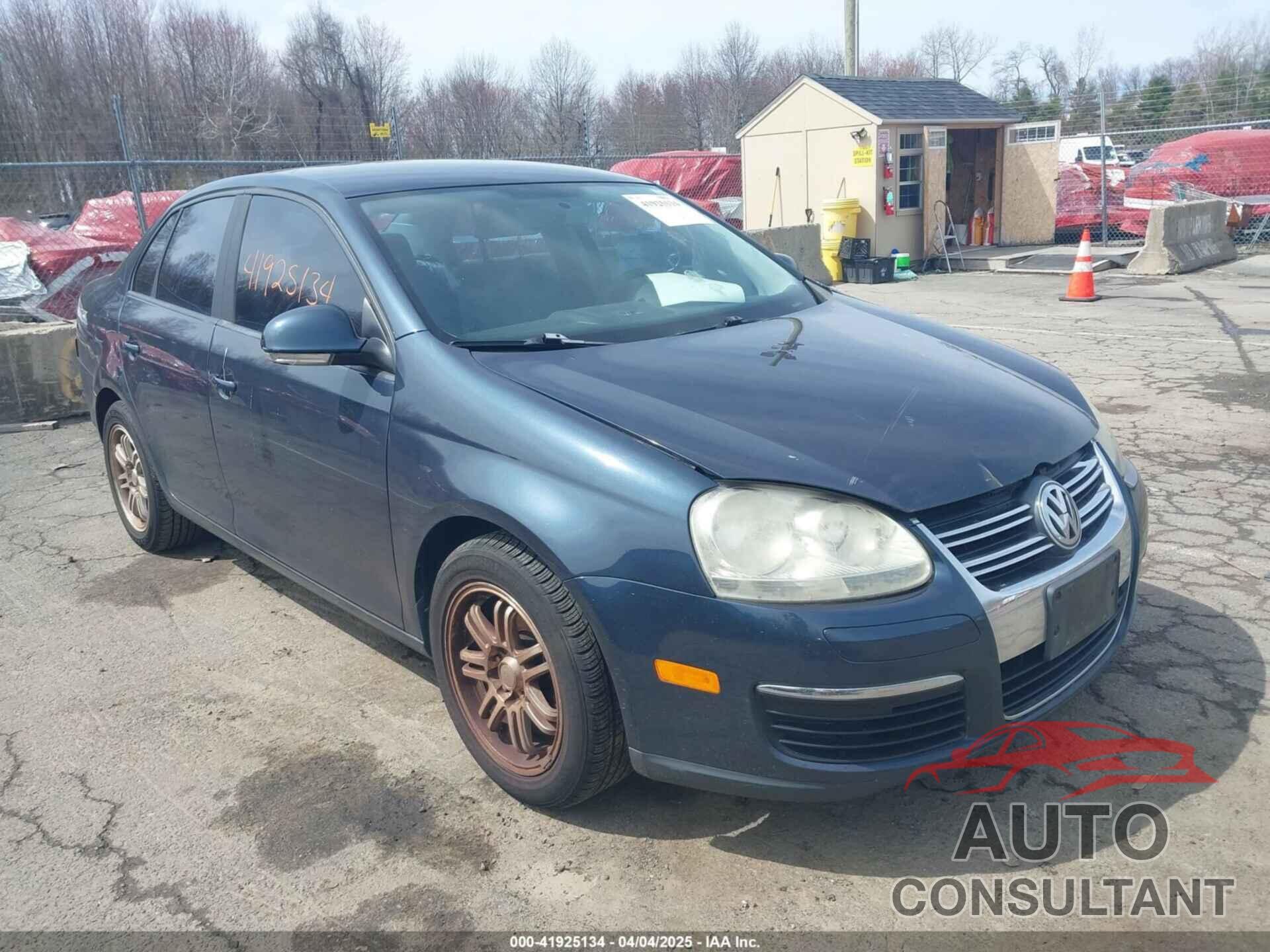 VOLKSWAGEN JETTA 2009 - 3VWJM71K39M012460