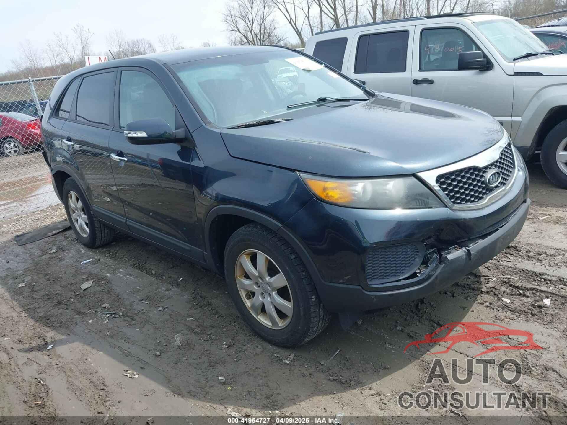 KIA SORENTO 2012 - 5XYKT3A10CG233948