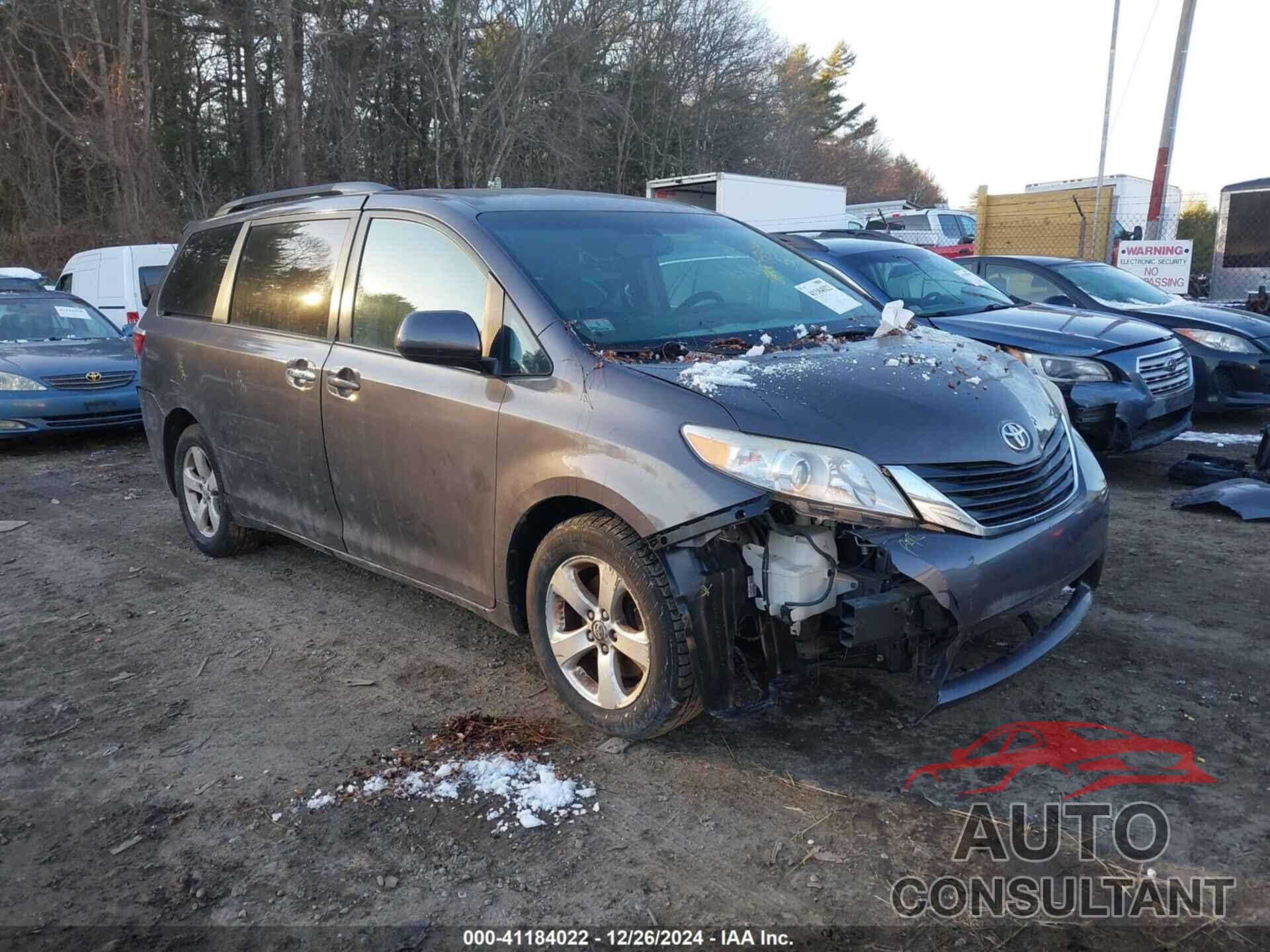 TOYOTA SIENNA 2015 - 5TDKK3DC2FS678943