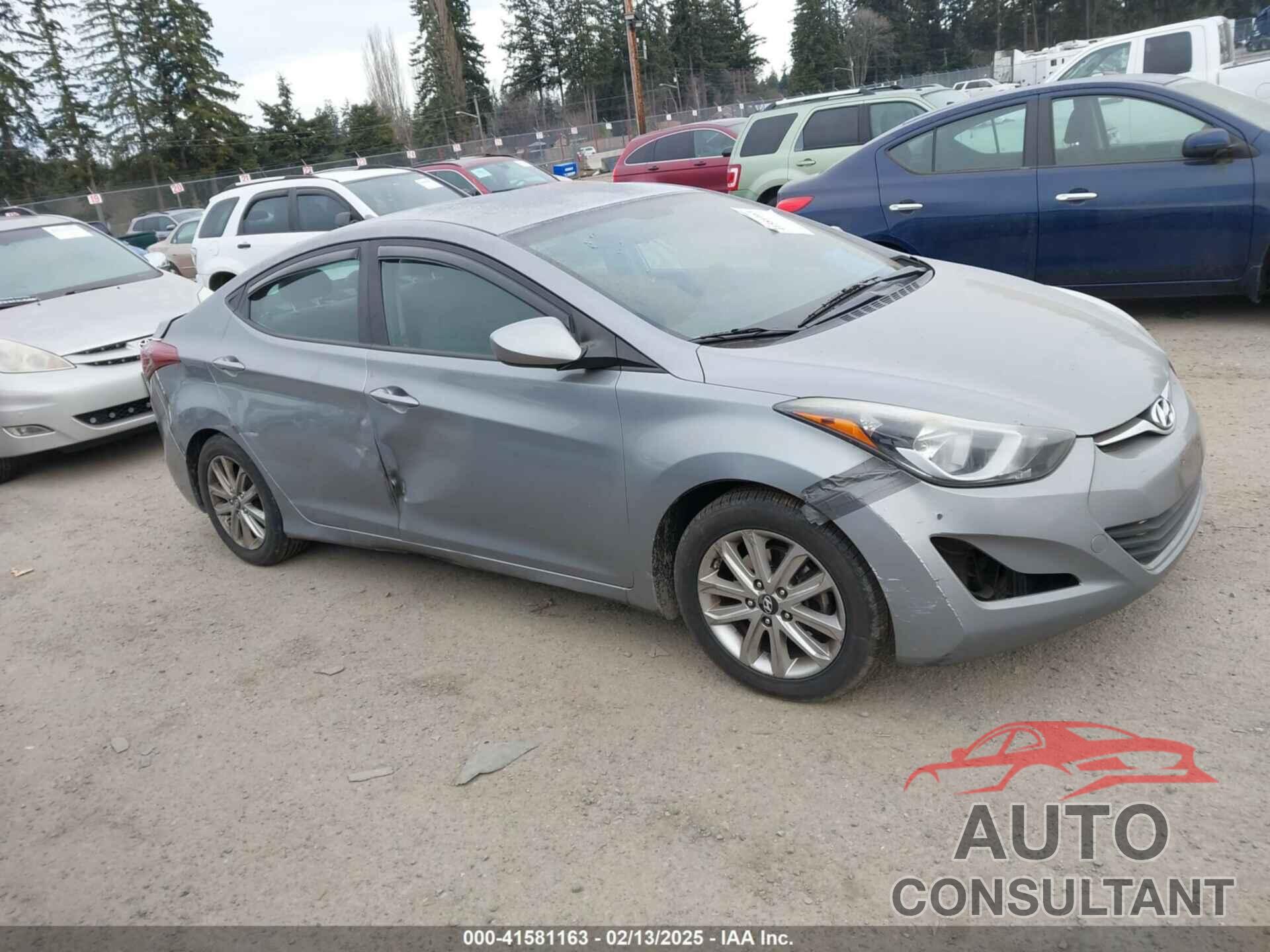 HYUNDAI ELANTRA 2016 - KMHDH4AE4GU476715