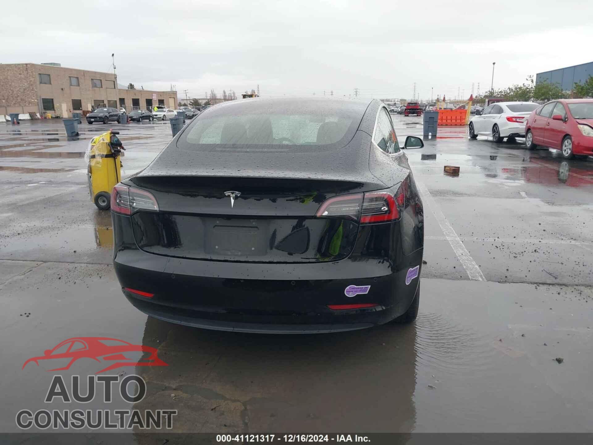 TESLA MODEL 3 2018 - 5YJ3E1EA2JF152077