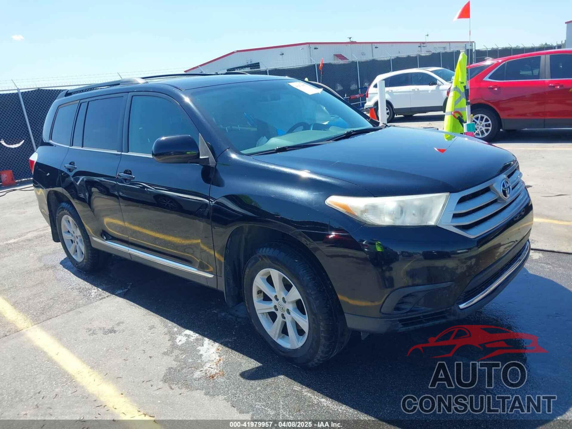 TOYOTA HIGHLANDER 2013 - 5TDBK3EH1DS246626