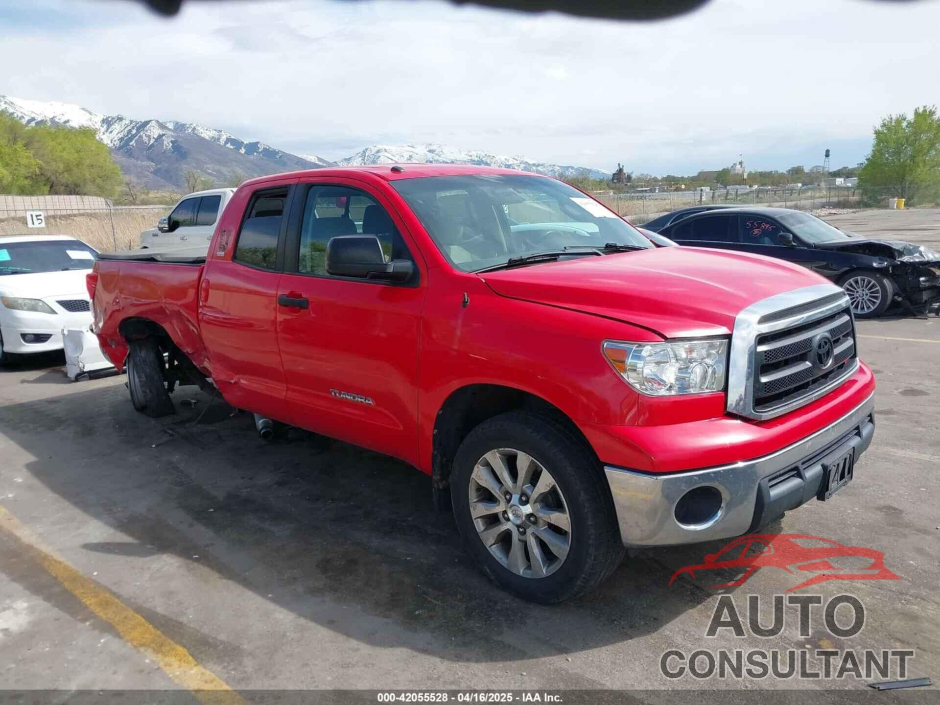 TOYOTA TUNDRA 2011 - 5TFUM5F12BX025852