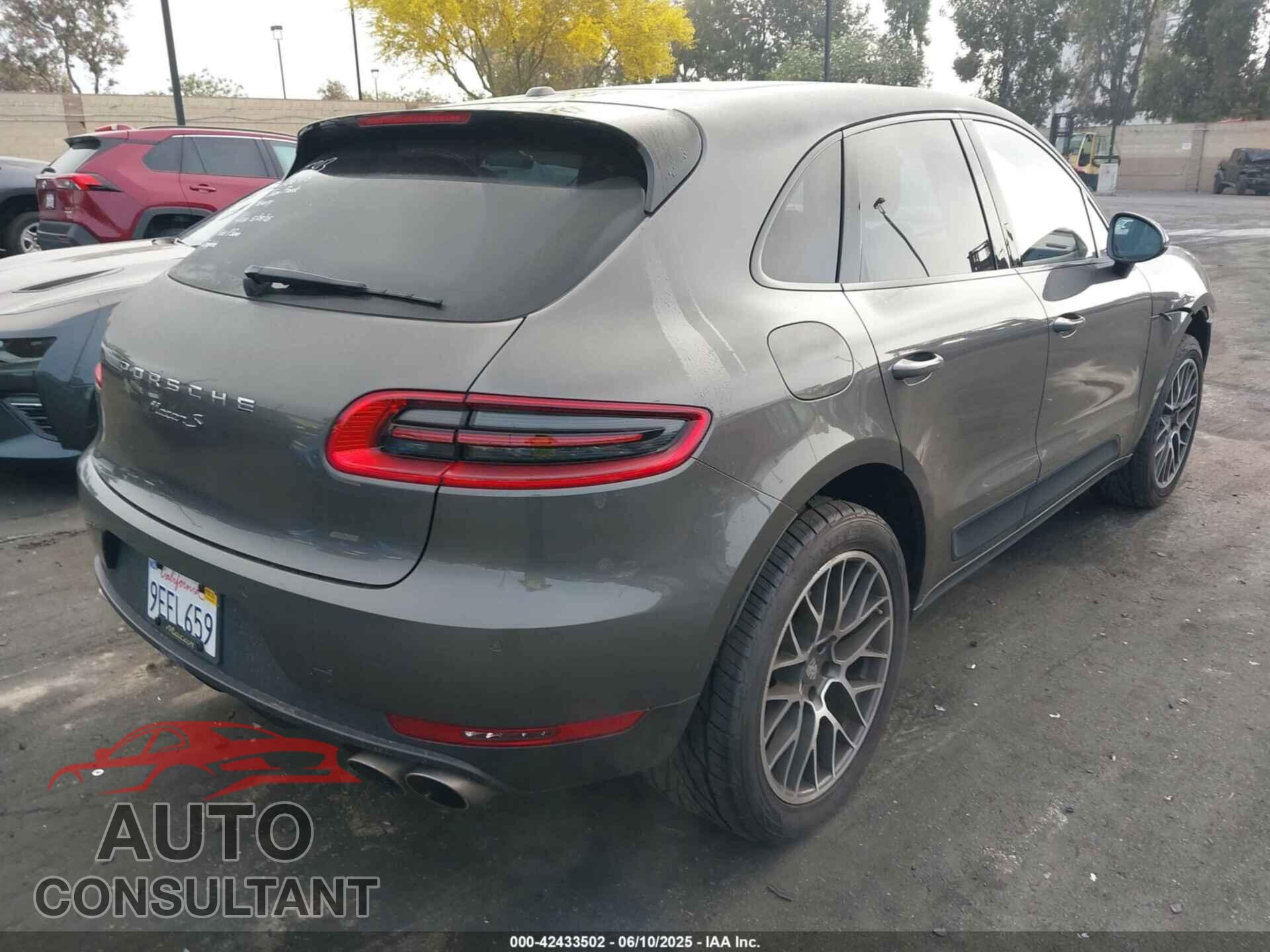 PORSCHE MACAN 2015 - WP1AB2A5XFLB60574