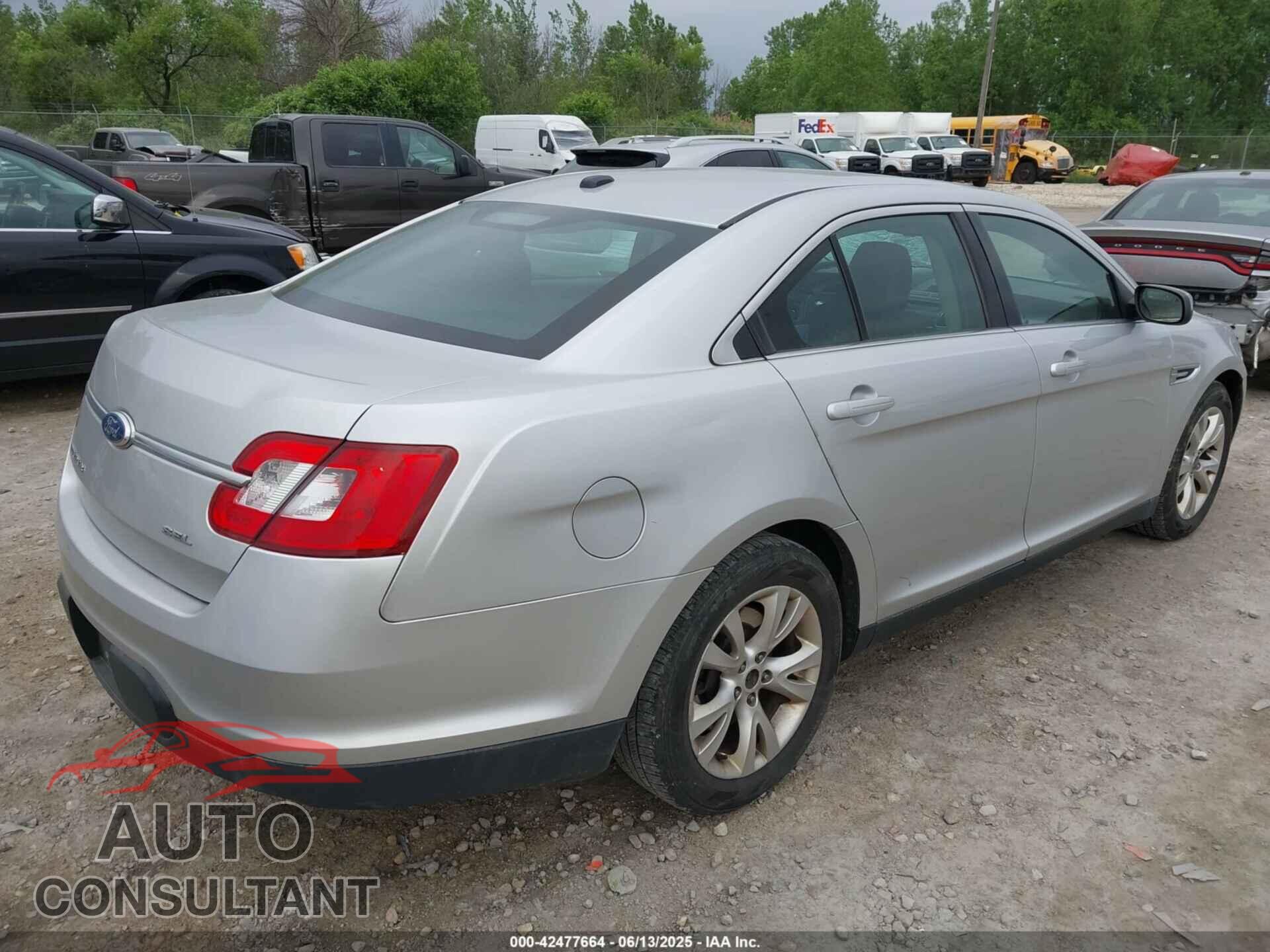 FORD TAURUS 2011 - 1FAHP2EW0BG130366
