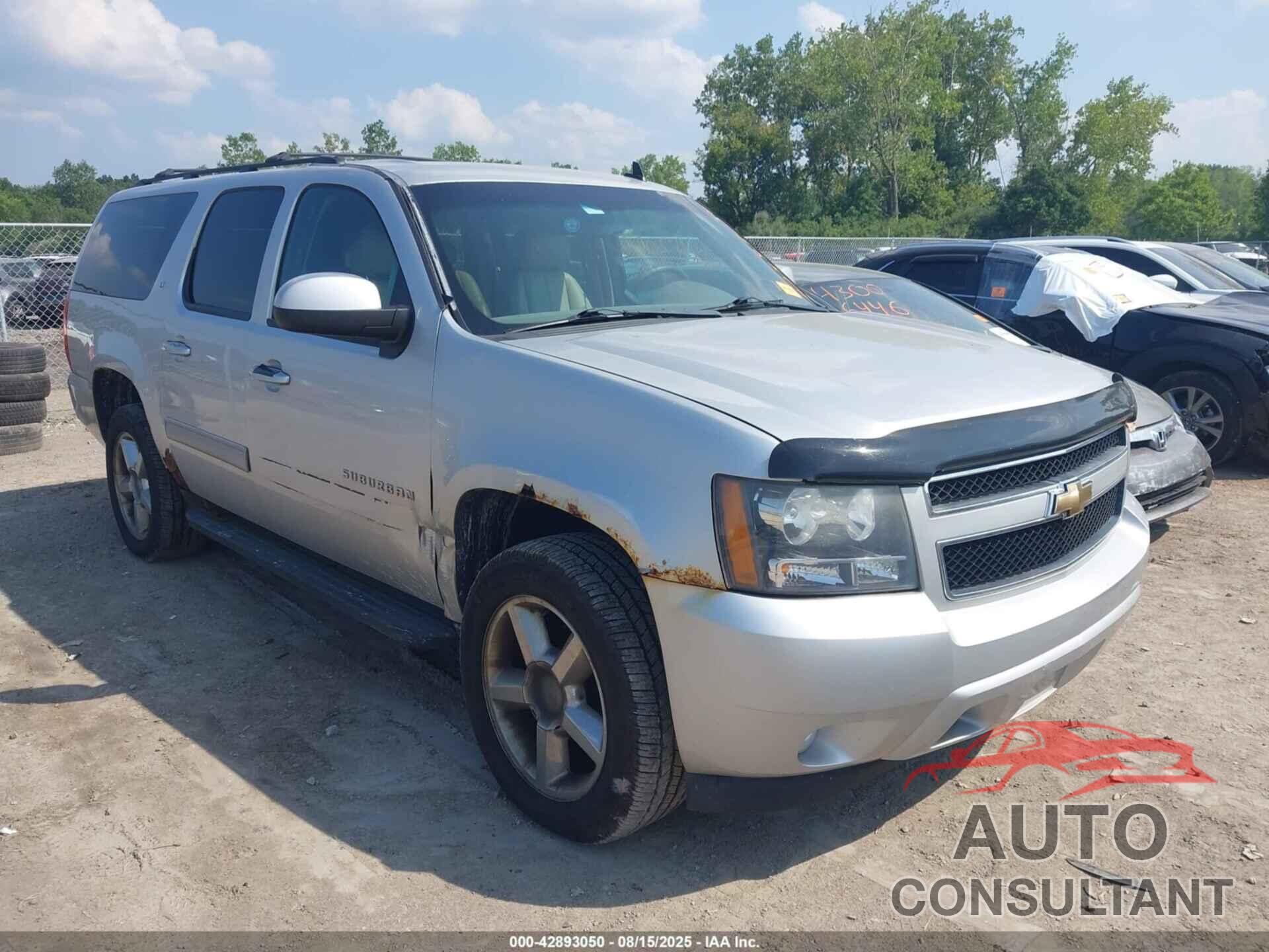 CHEVROLET SUBURBAN 1500 2010 - 1GNUKJE36AR231073