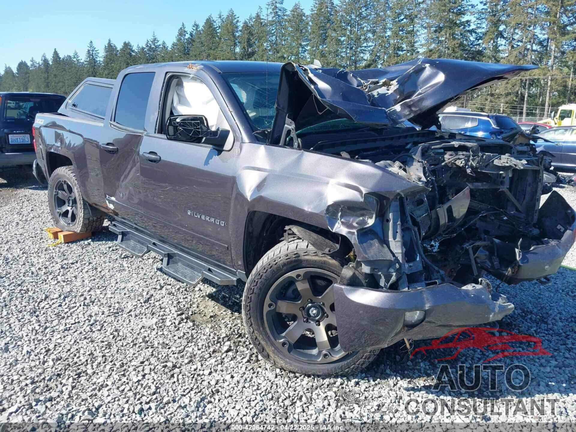 CHEVROLET SILVERADO 1500 2016 - 1GCVKREC8GZ107780