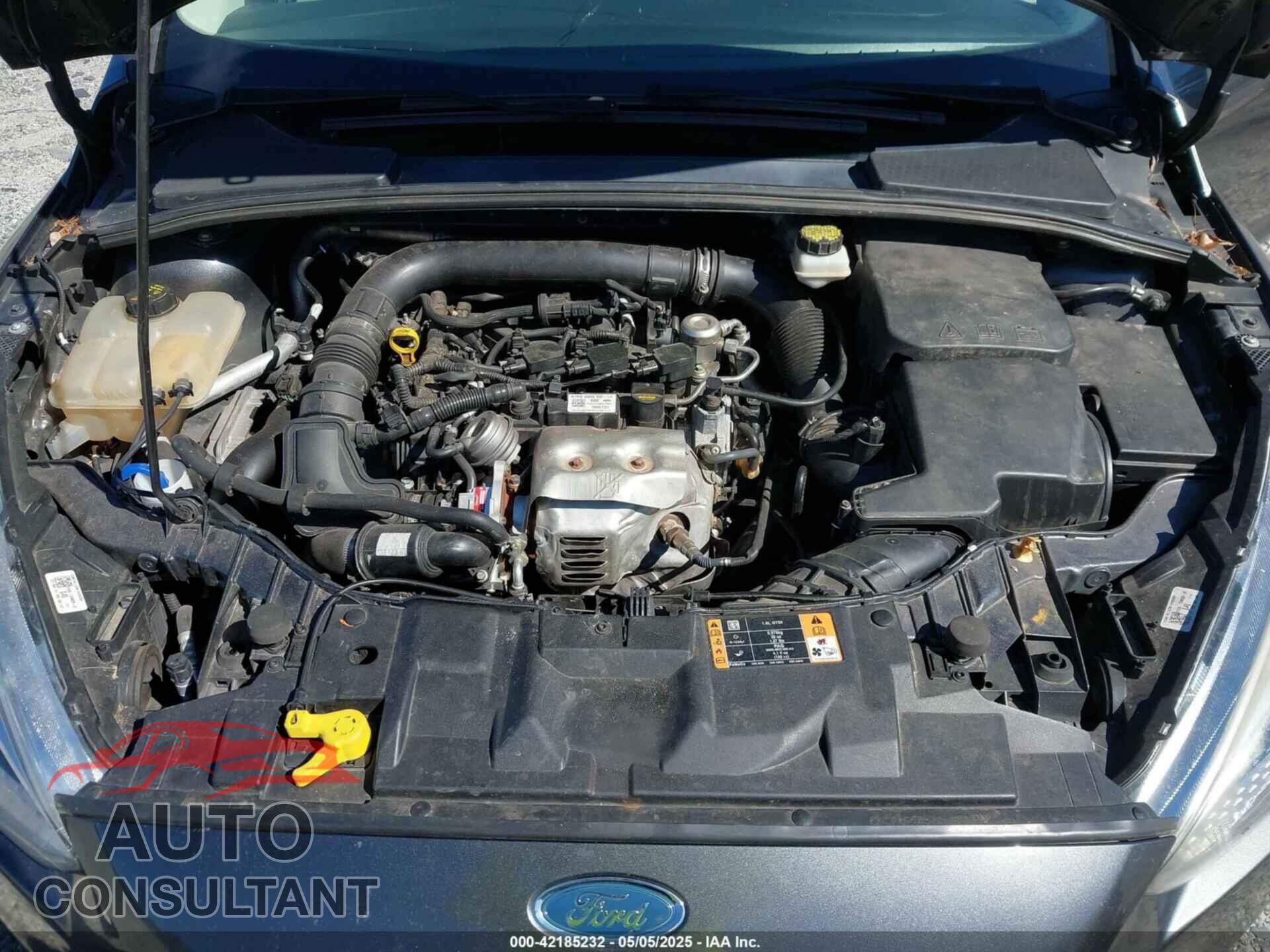 FORD FOCUS 2018 - 1FADP3FE1JL238012