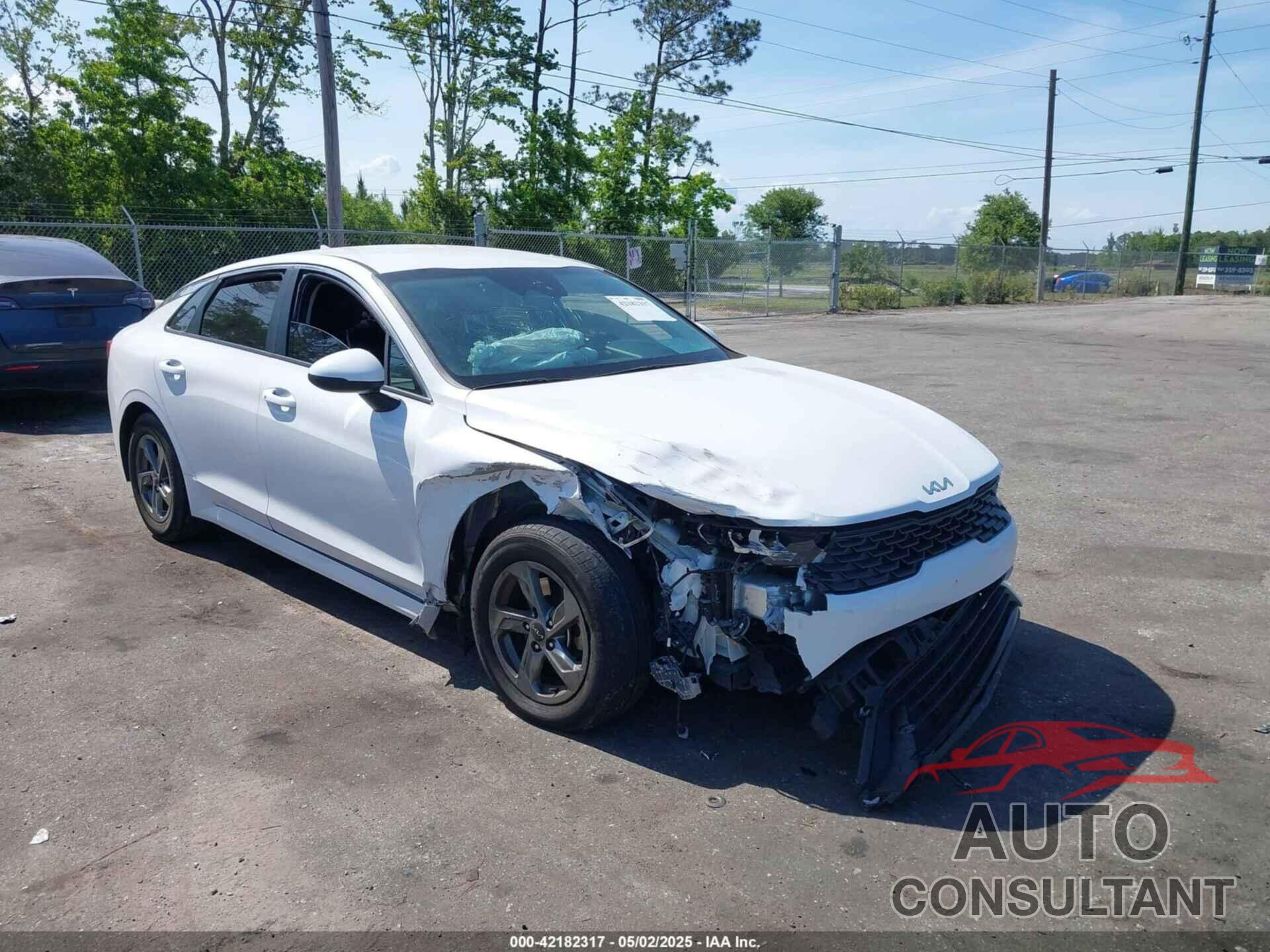 KIA K5 2023 - 5XXG14J26PG206595