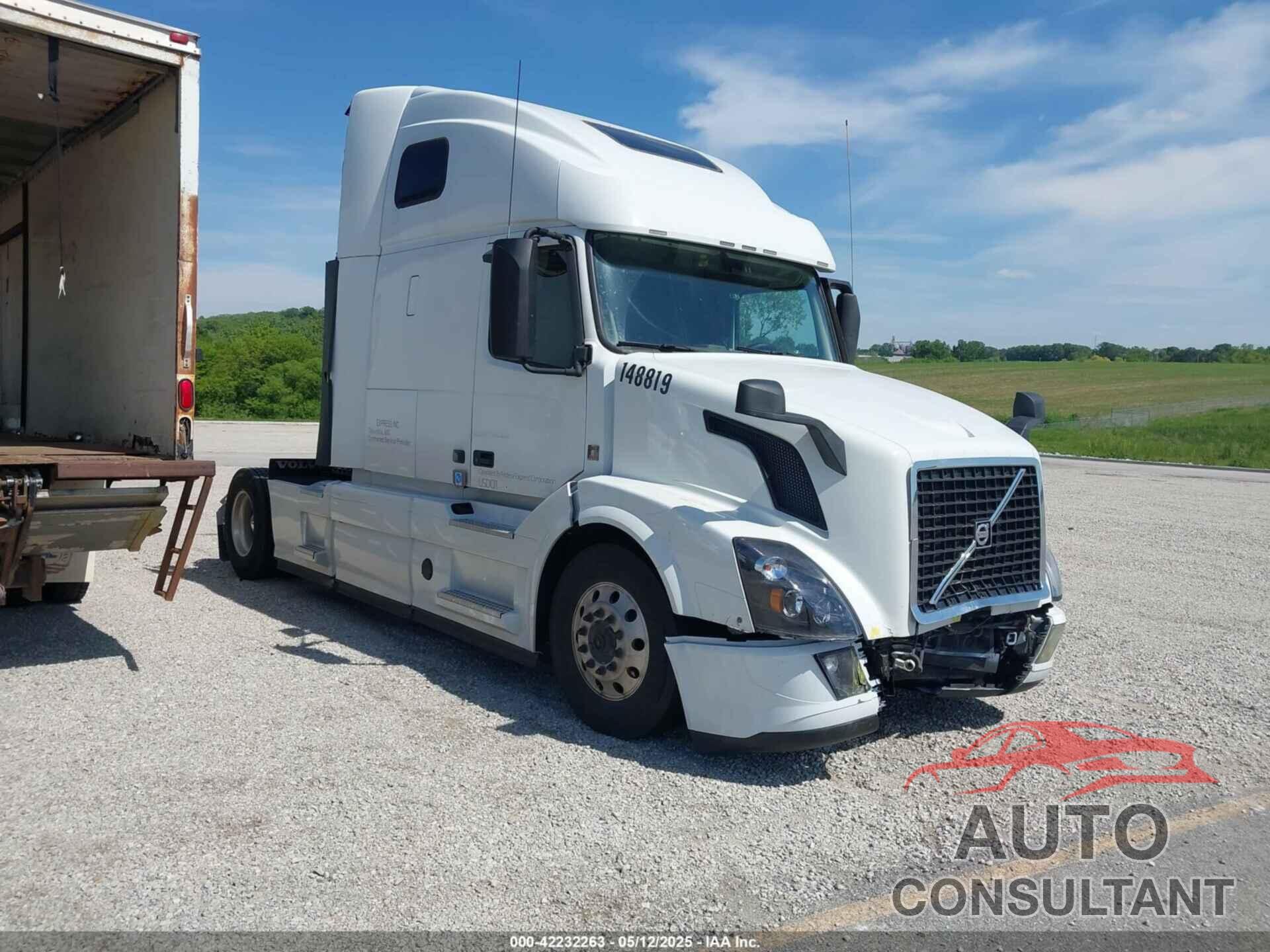 VOLVO VNL 2017 - 4V4N19EH3HN987055