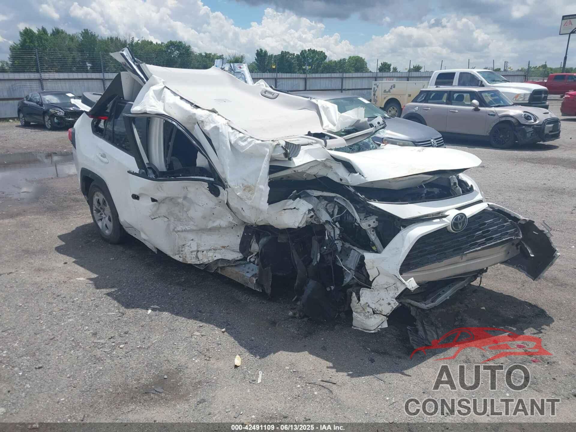 TOYOTA RAV4 2019 - JTMH1RFV2KD028532