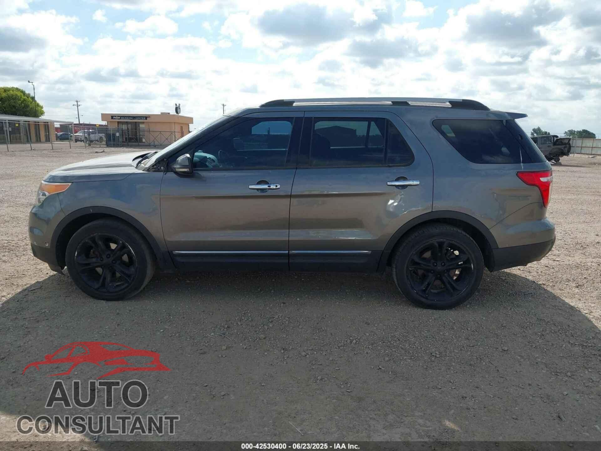 FORD EXPLORER 2013 - 1FM5K7F97DGA54323
