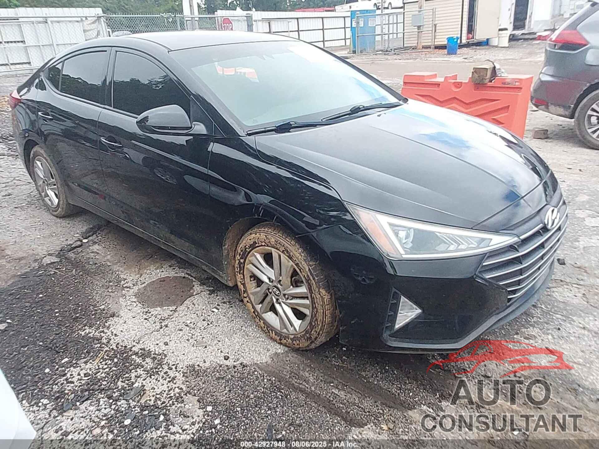 HYUNDAI ELANTRA 2019 - 5NPD84LF7KH418160