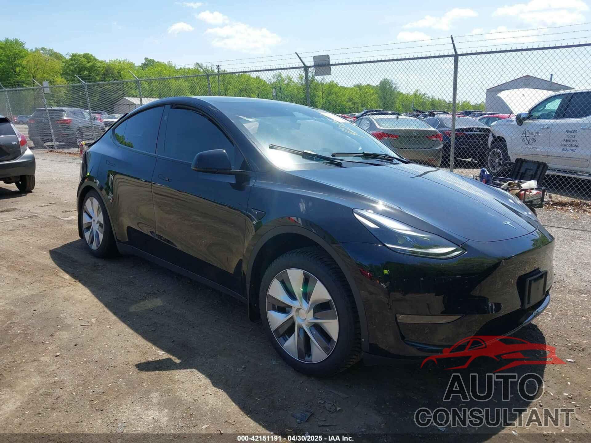 TESLA MODEL Y 2023 - 7SAYGDEE9PF850881