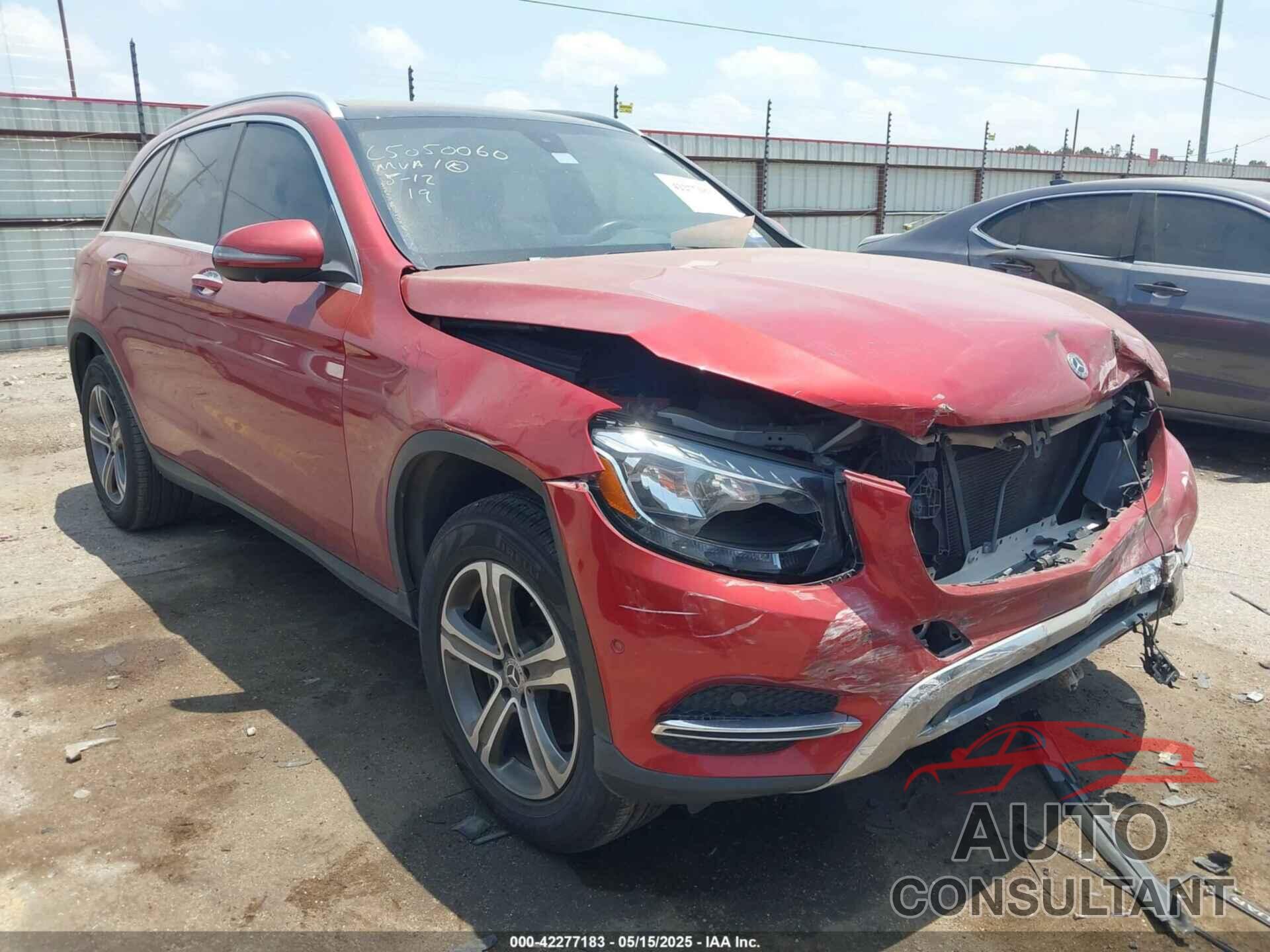 MERCEDES-BENZ GLC 300 2019 - WDC0G4JB6KV150715
