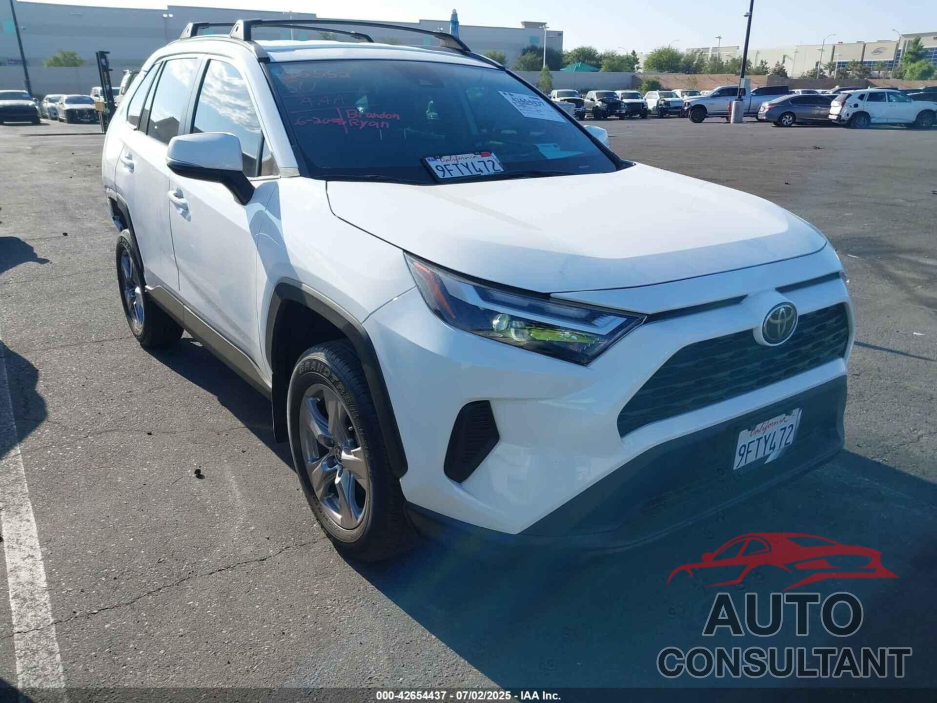 TOYOTA RAV4 2023 - 2T3W1RFV4PC223535