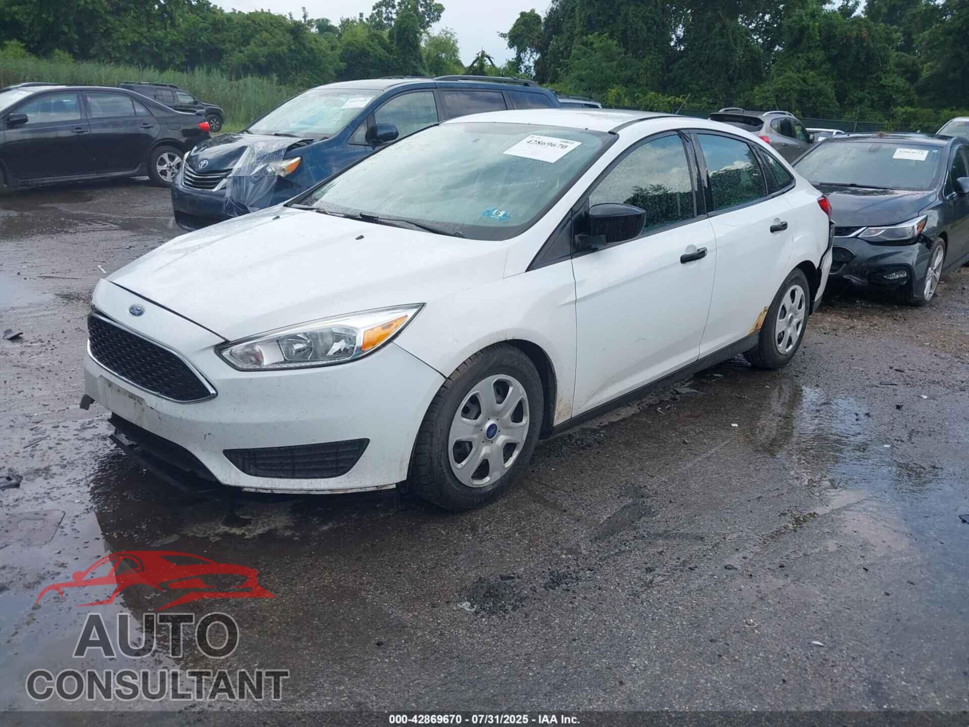 FORD FOCUS 2017 - 1FADP3E20HL302784