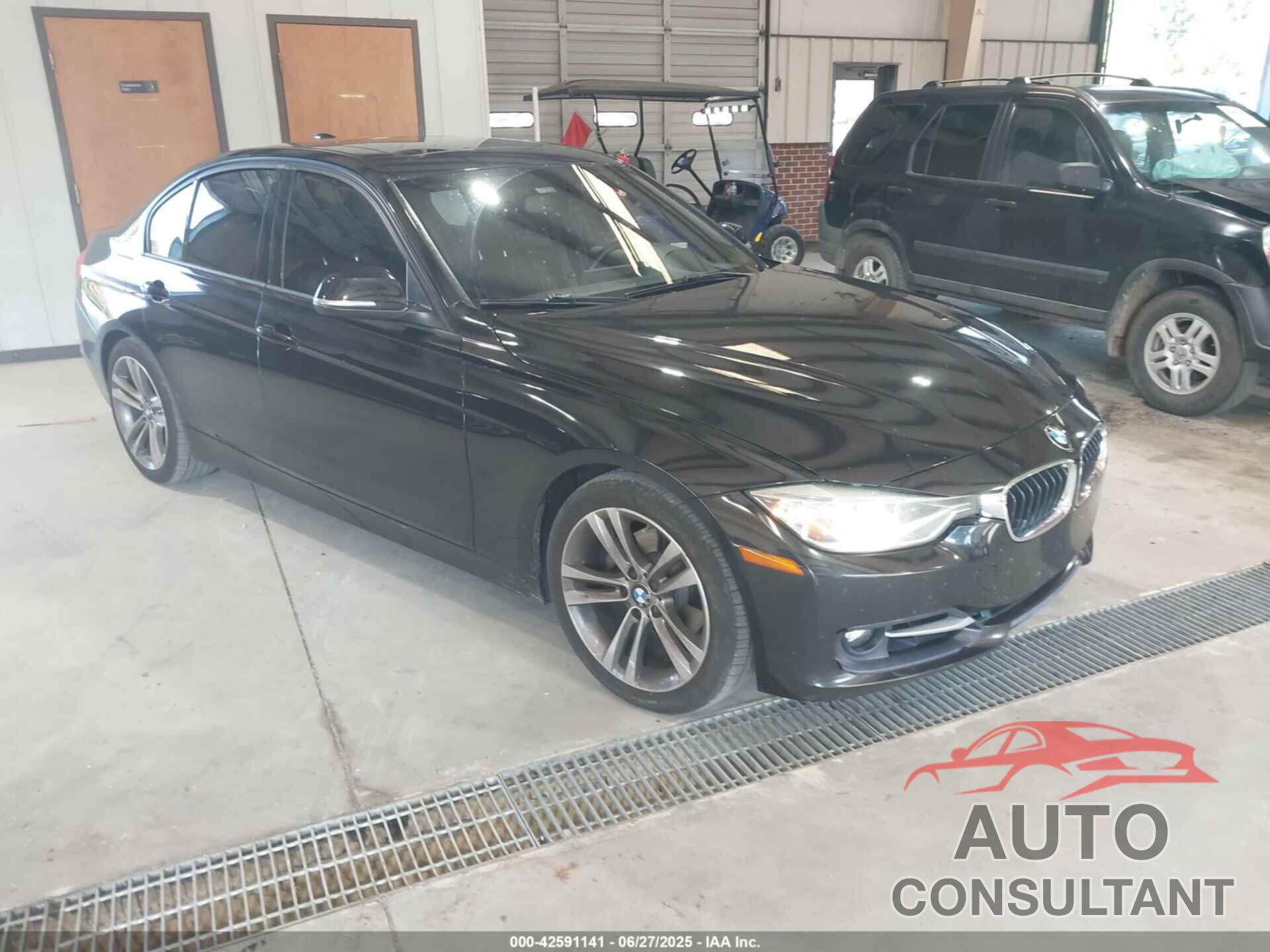 BMW 328I 2012 - WBA3C1C5XCA696864