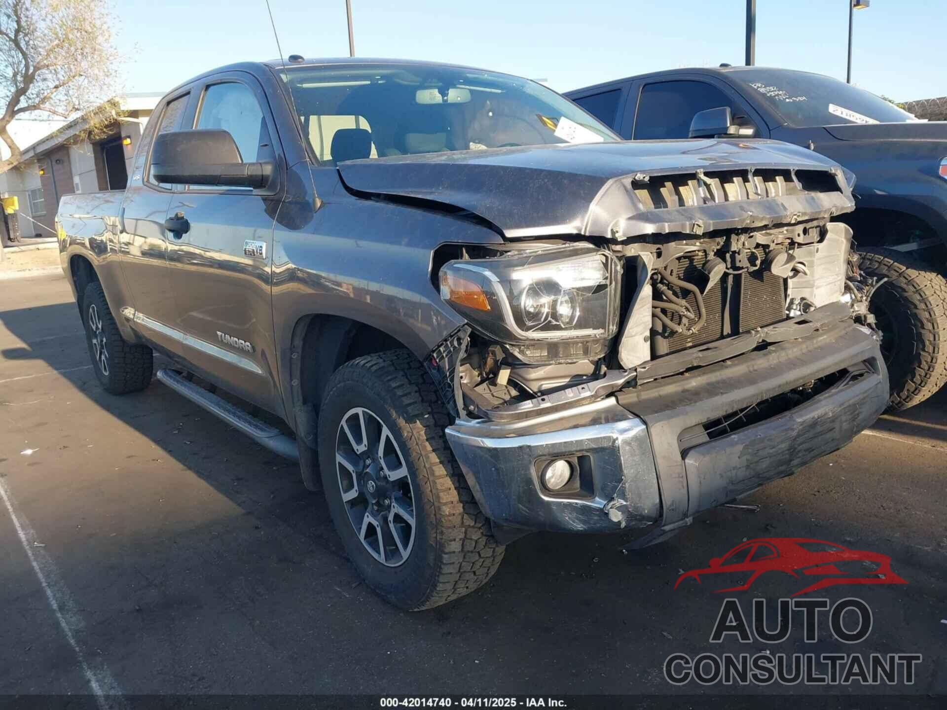 TOYOTA TUNDRA 2017 - 5TFRY5F12HX219154