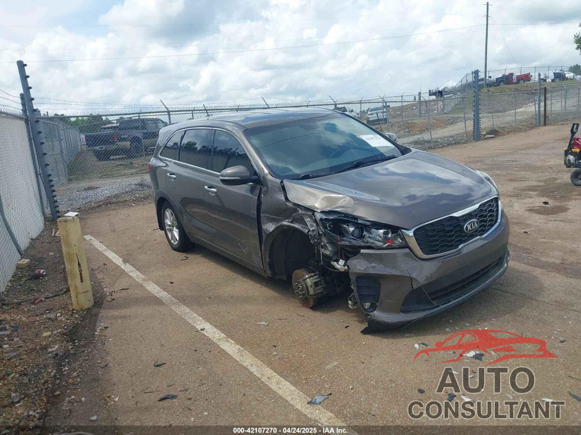 KIA SORENTO 2019 - 5XYPG4A38KG576149
