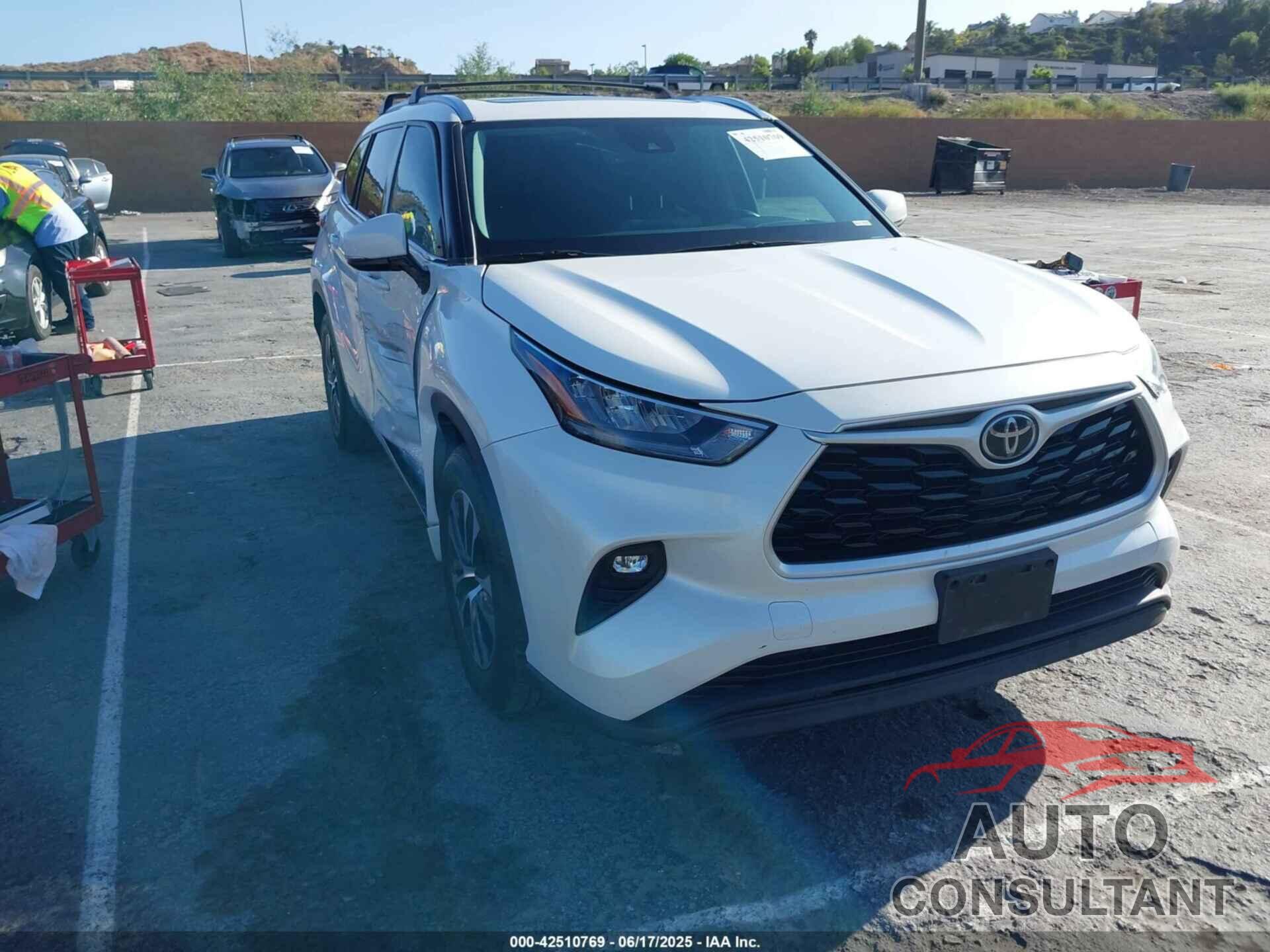 TOYOTA HIGHLANDER 2020 - 5TDHZRAH0LS015746