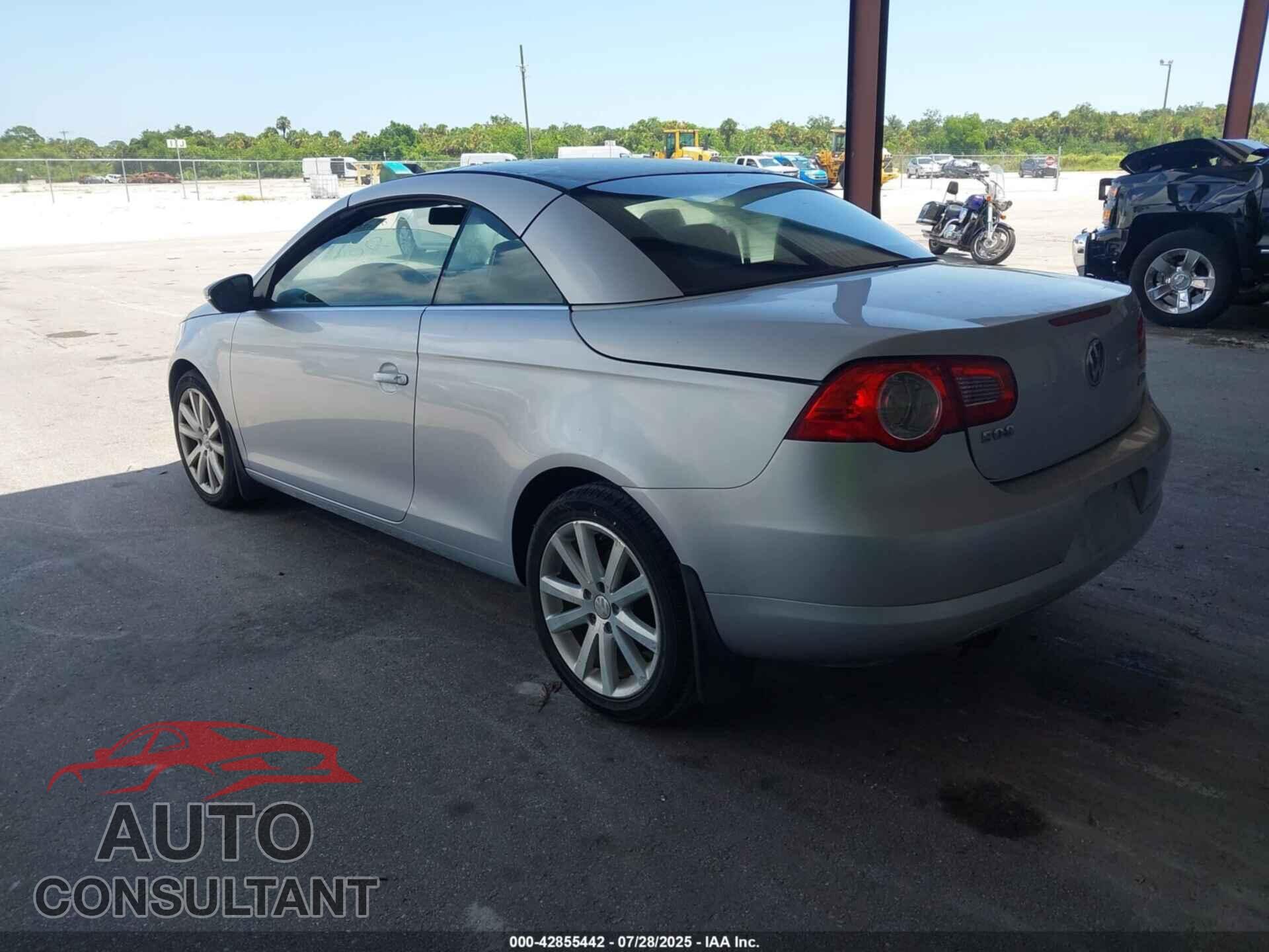 VOLKSWAGEN EOS 2011 - WVWBW7AH2BV005131