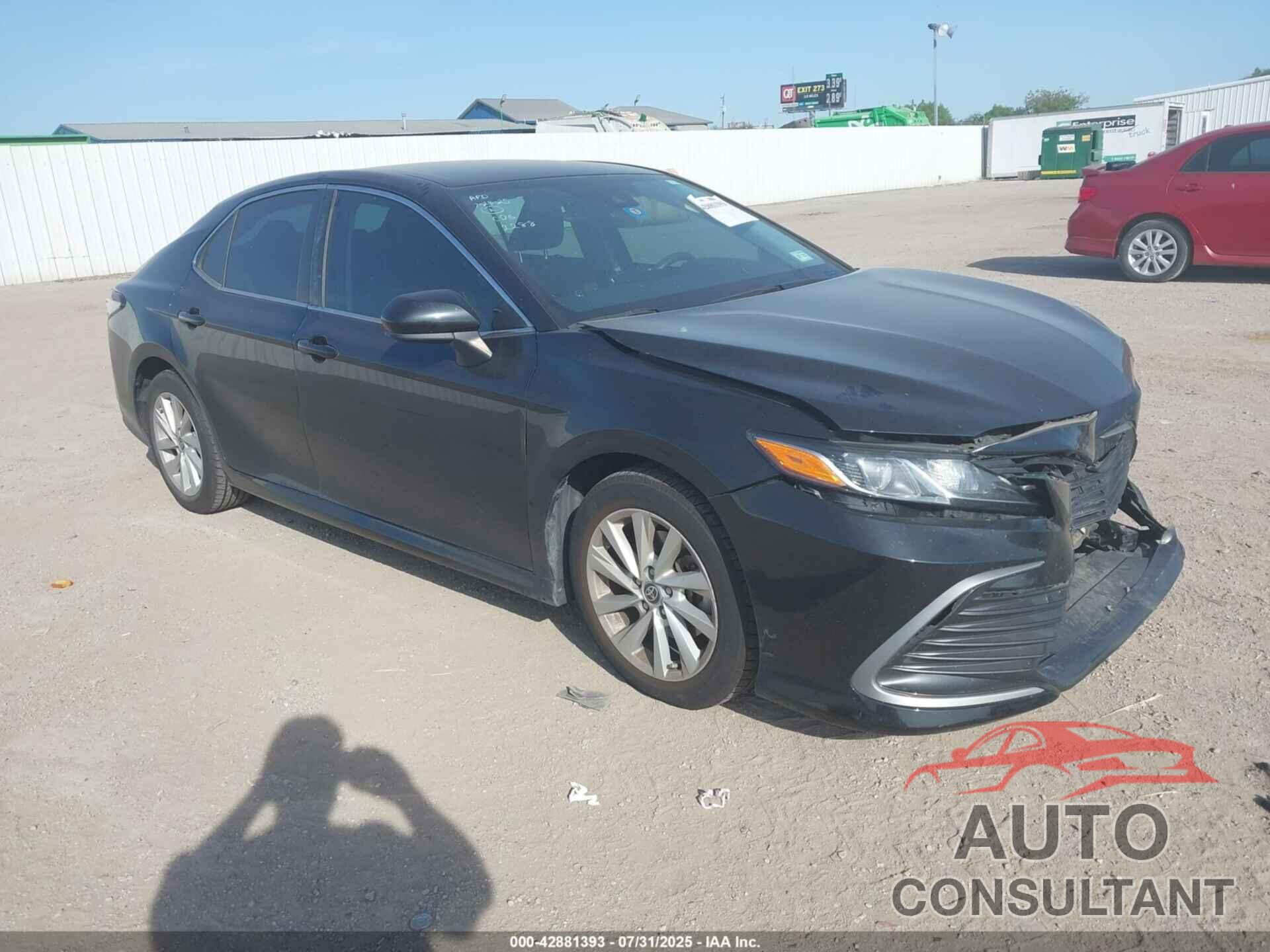 TOYOTA CAMRY 2021 - 4T1C11AK2MU612288