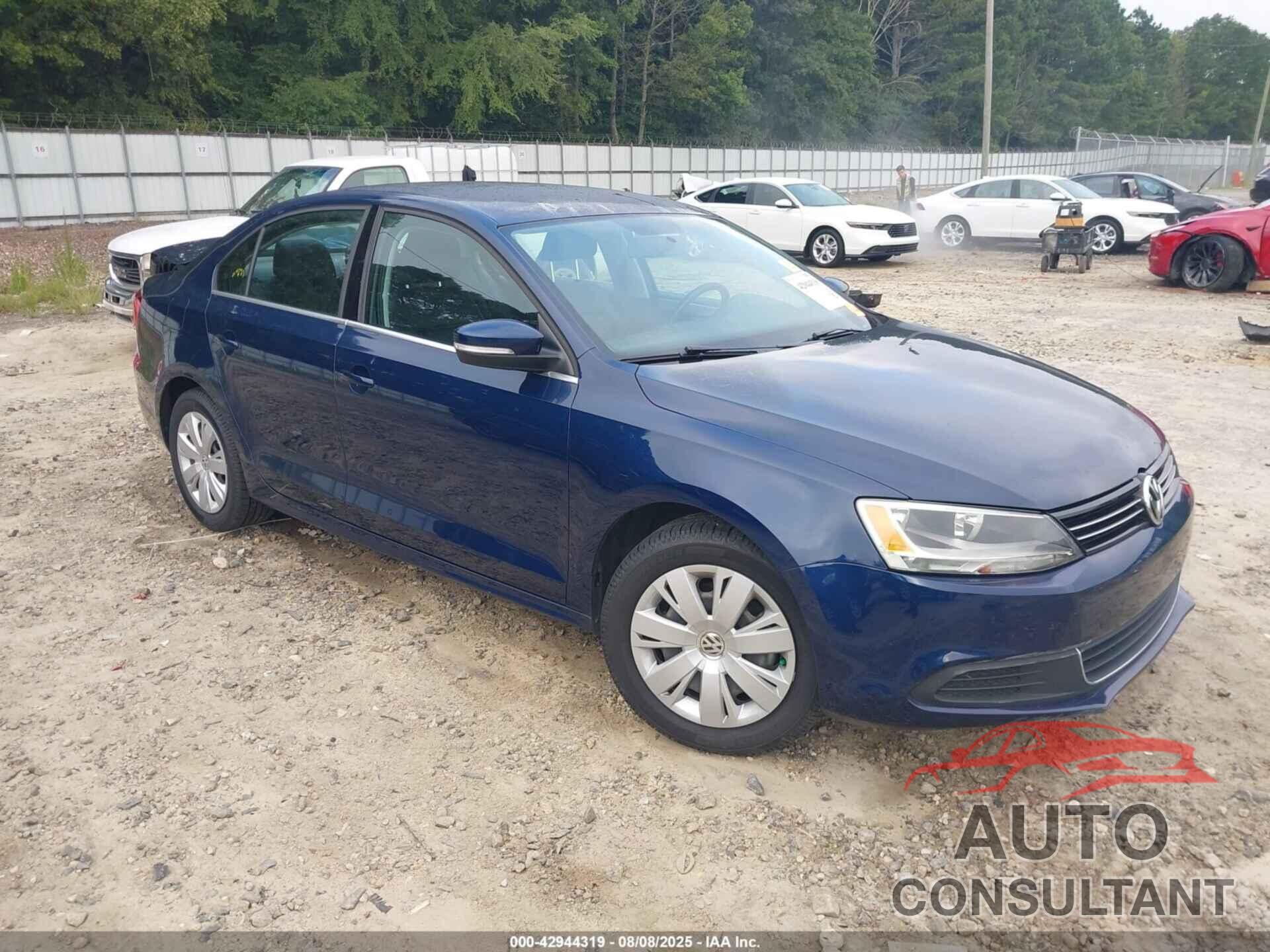 VOLKSWAGEN JETTA 2013 - 3VWDX7AJ9DM268994