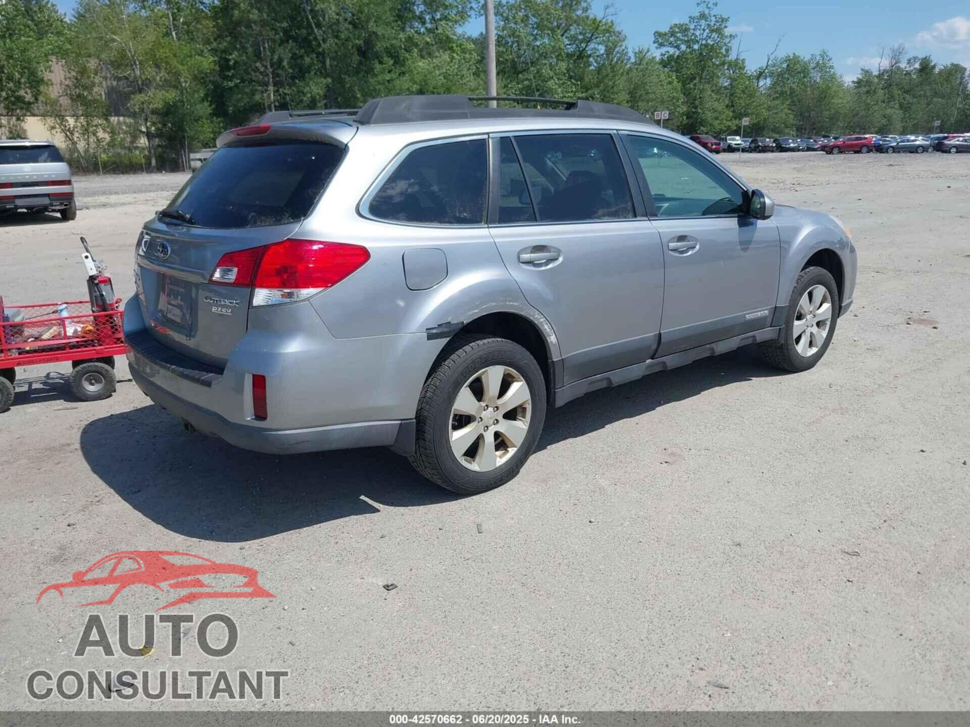 SUBARU OUTBACK 2010 - 4S4BRBGC7A3379357