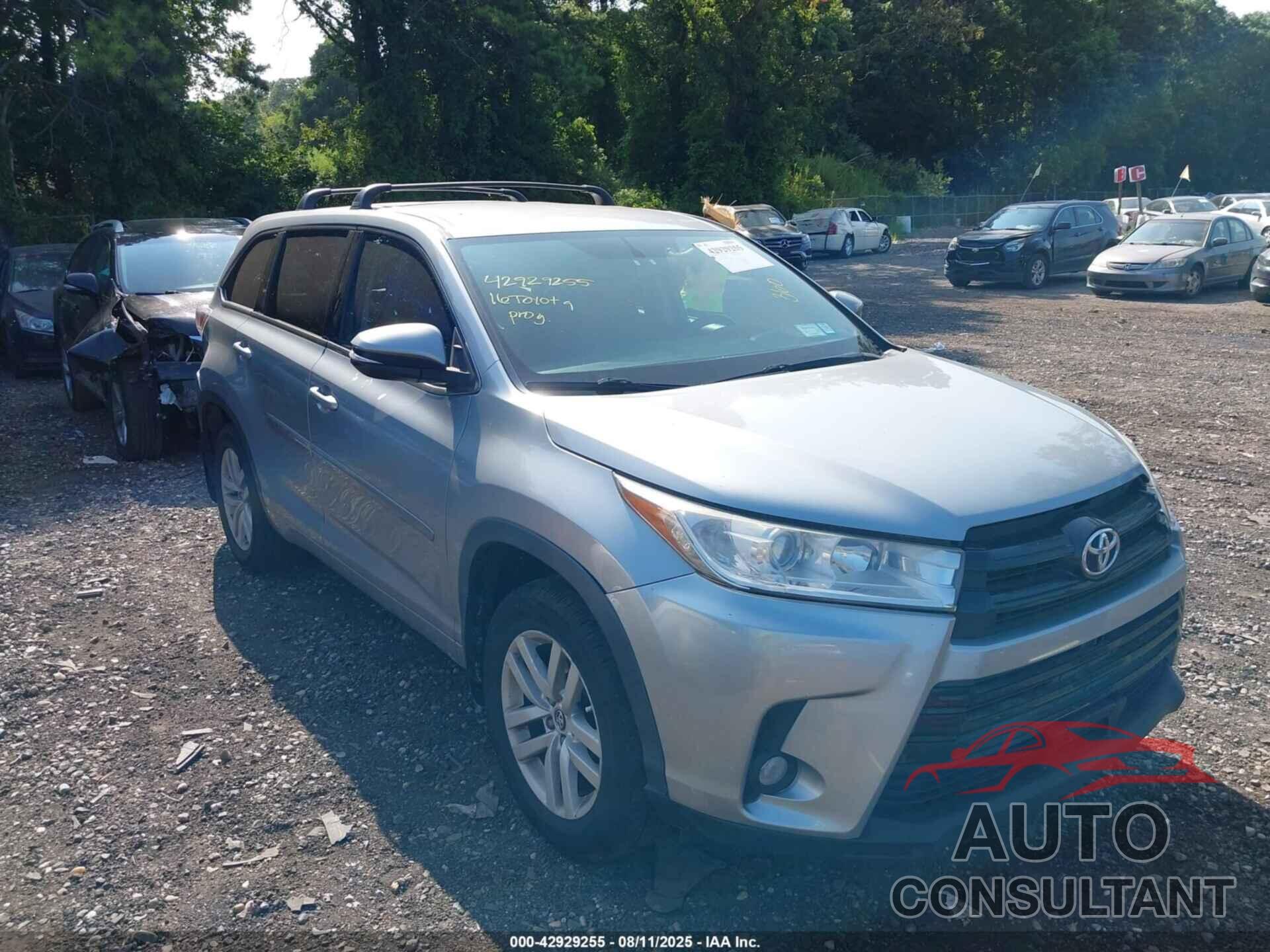 TOYOTA HIGHLANDER 2016 - 5TDBKRFHXGS232584