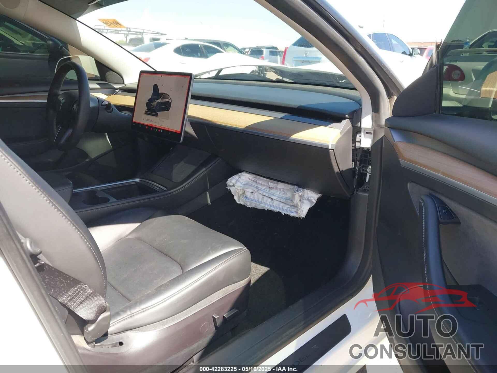 TESLA MODEL 3 2022 - 5YJ3E1EB8NF228951