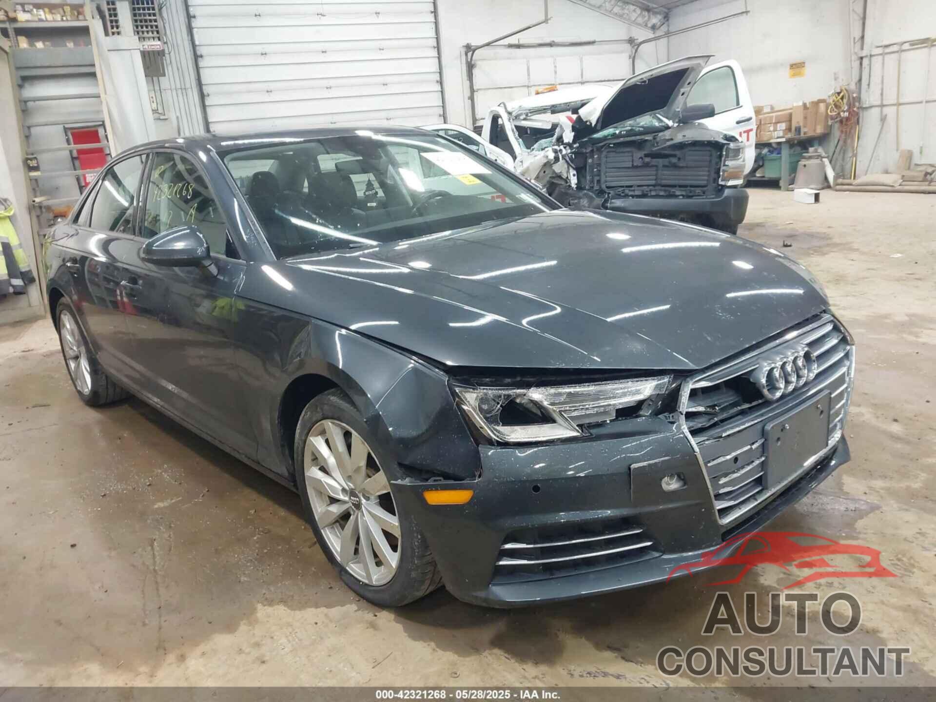AUDI A4 2017 - WAUANAF40HN005667
