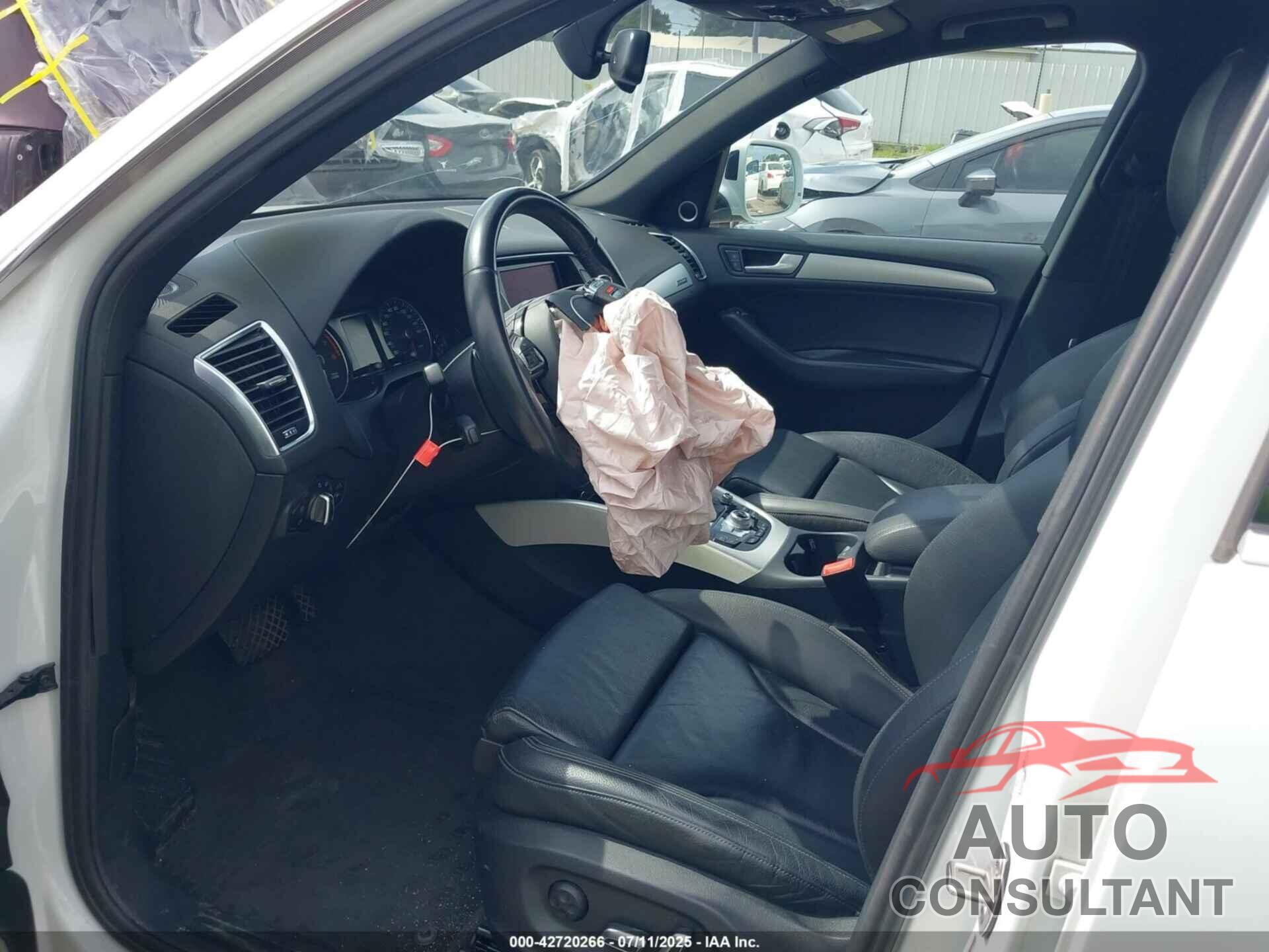 AUDI Q5 2017 - WA1M2AFP0HA044604