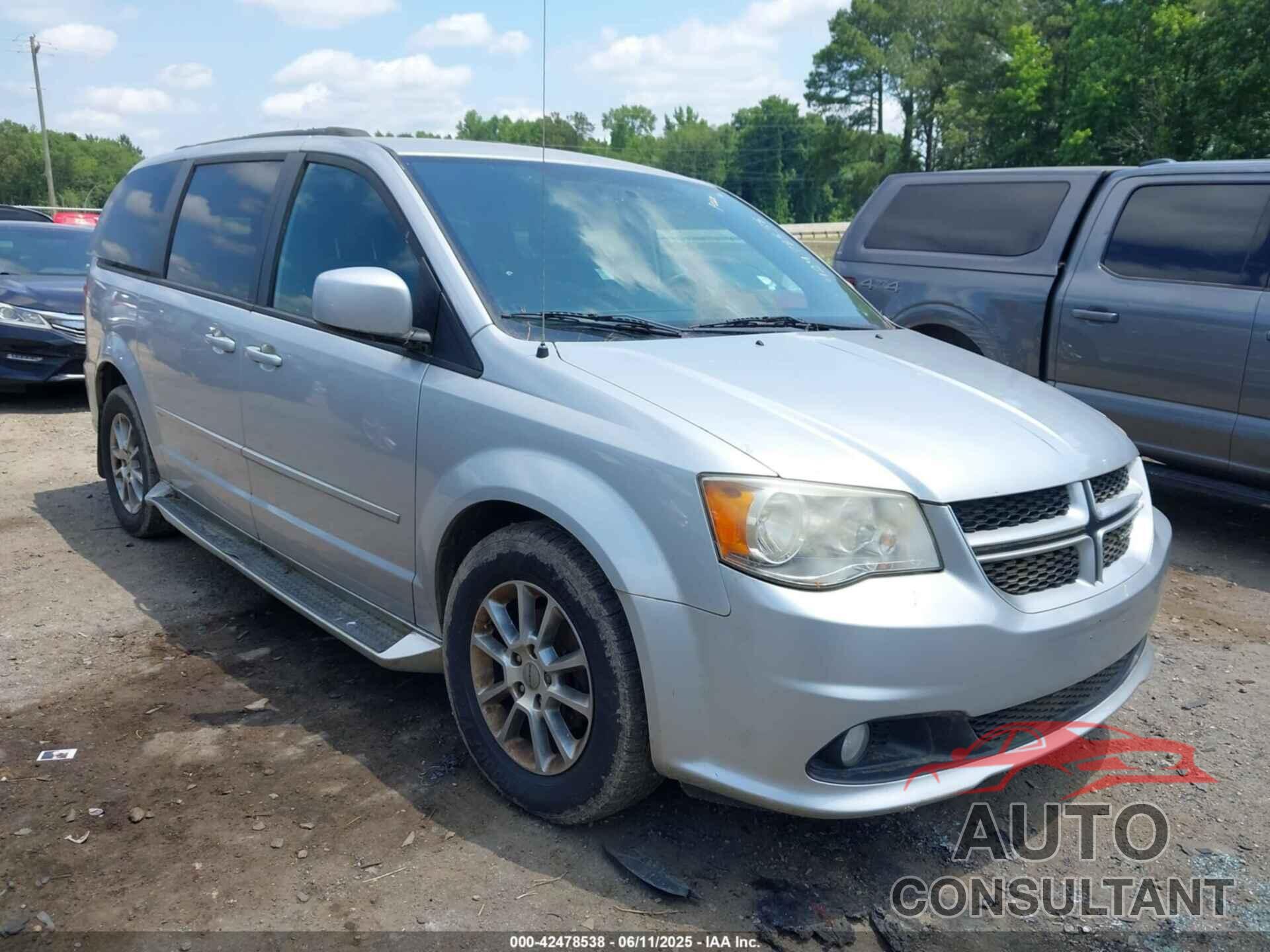DODGE GRAND CARAVAN 2011 - 2D4RN7DG5BR786477
