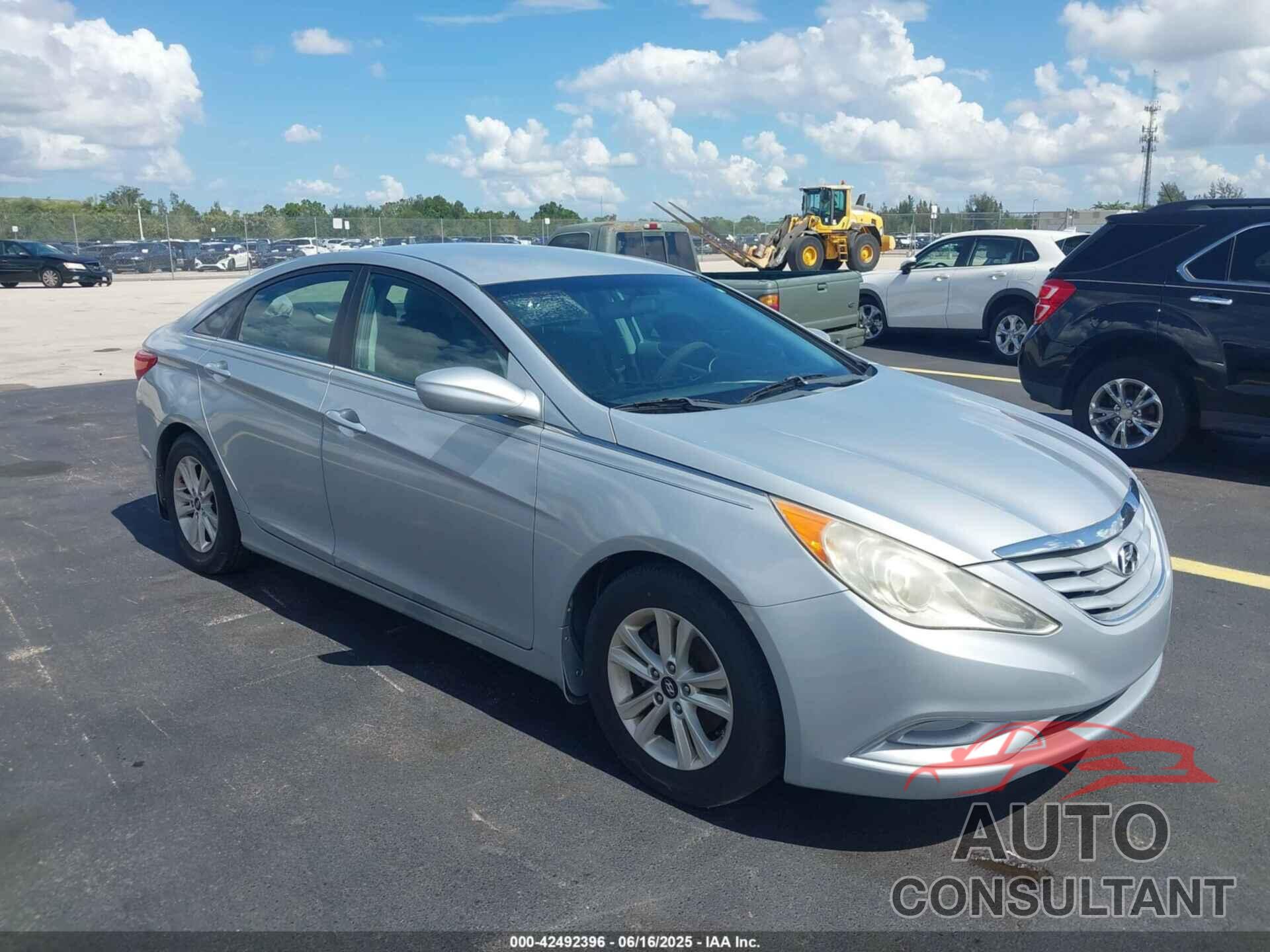 HYUNDAI SONATA 2011 - 5NPEB4AC6BH120522