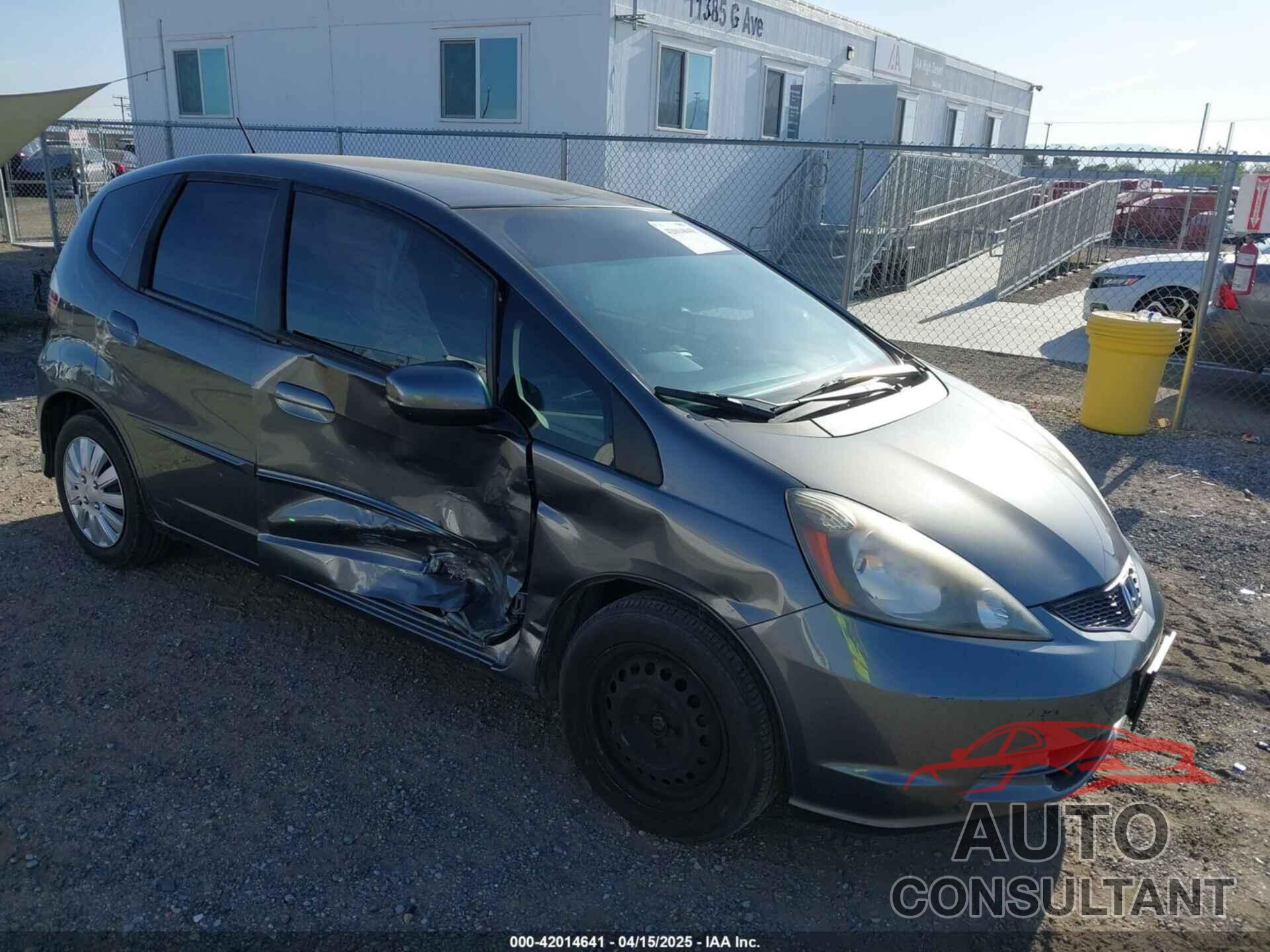 HONDA FIT 2013 - JHMGE8H39DC054252