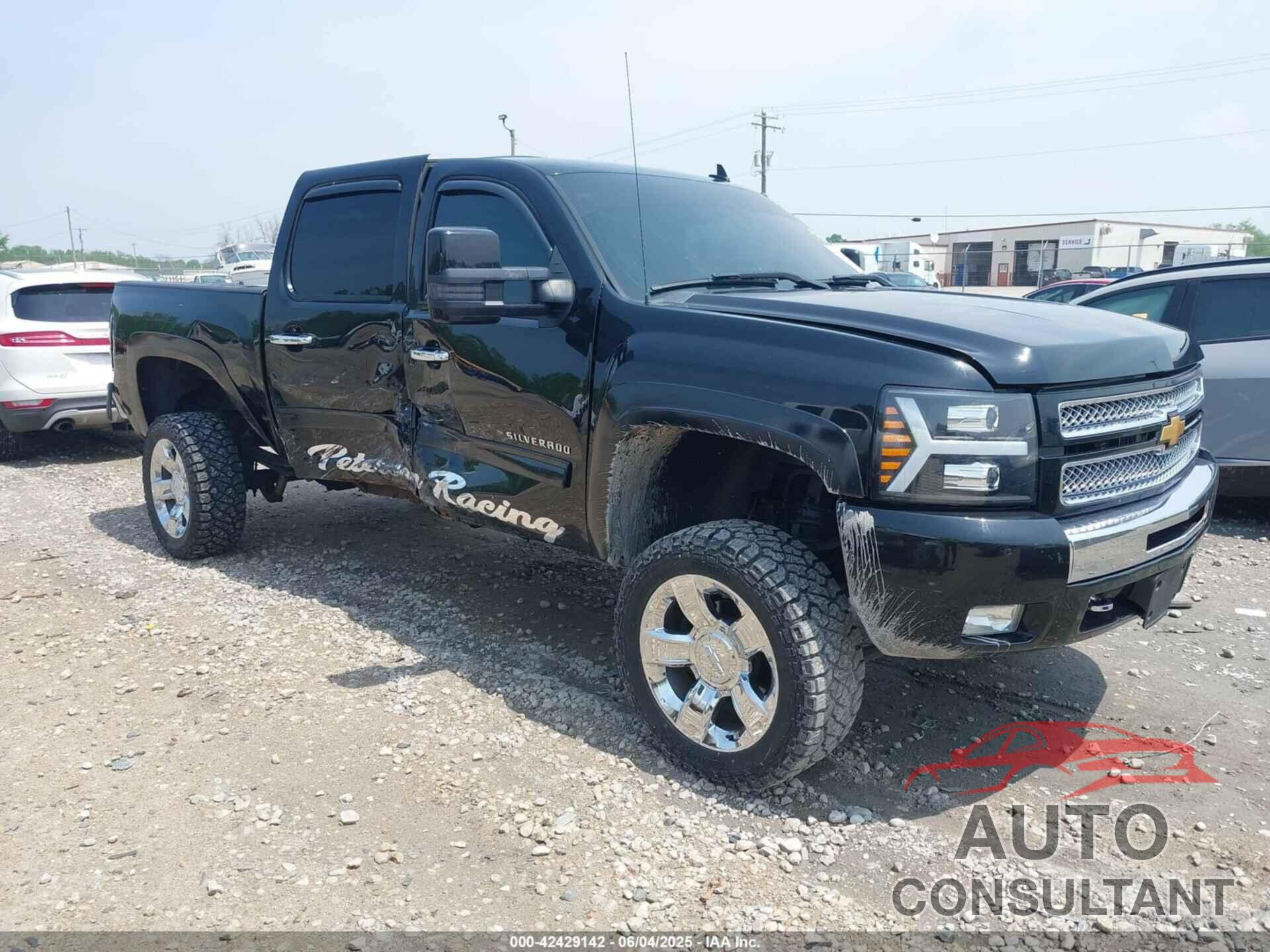 CHEVROLET SILVERADO 1500 2013 - 3GCPKSE78DG141622