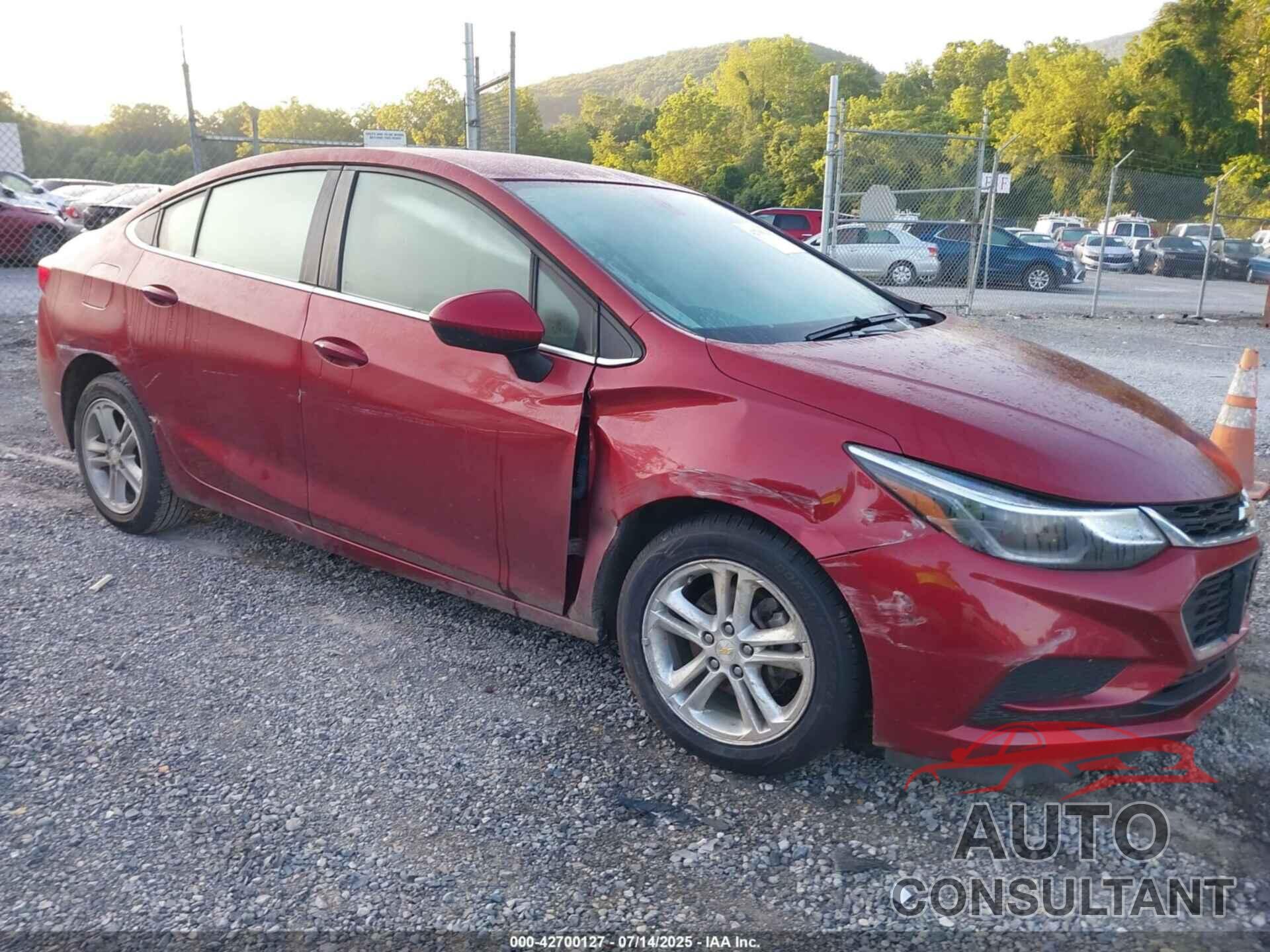 CHEVROLET CRUZE 2017 - 1G1BE5SM3H7157556