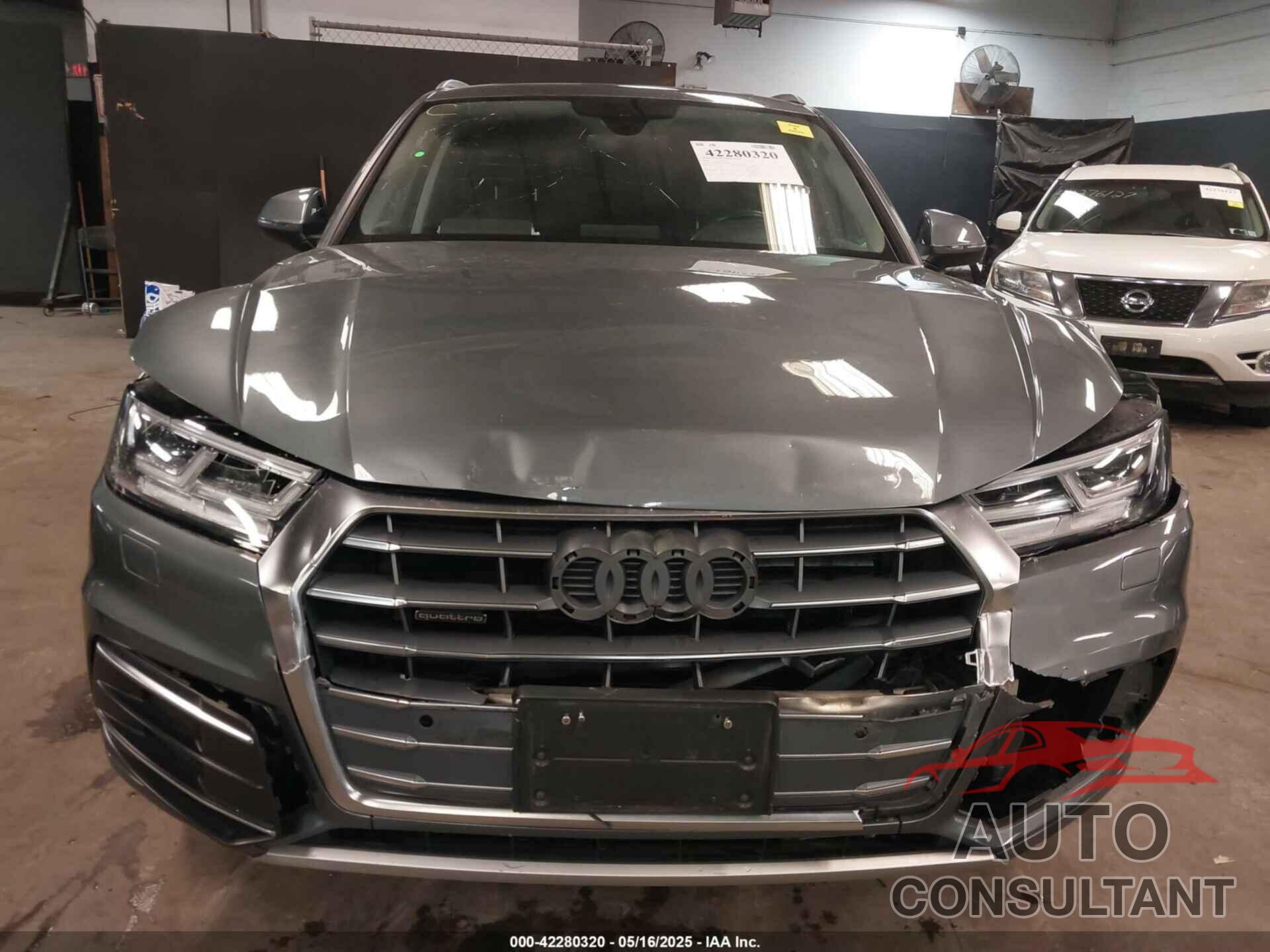 AUDI Q5 2018 - WA1BNAFY3J2238745