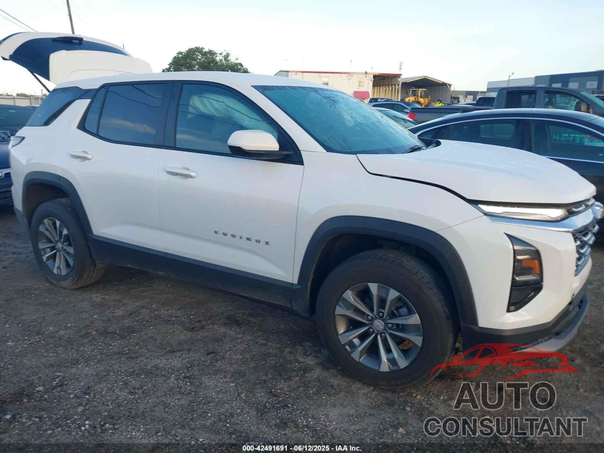 CHEVROLET EQUINOX 2025 - 3GNAXHEG8SL243041