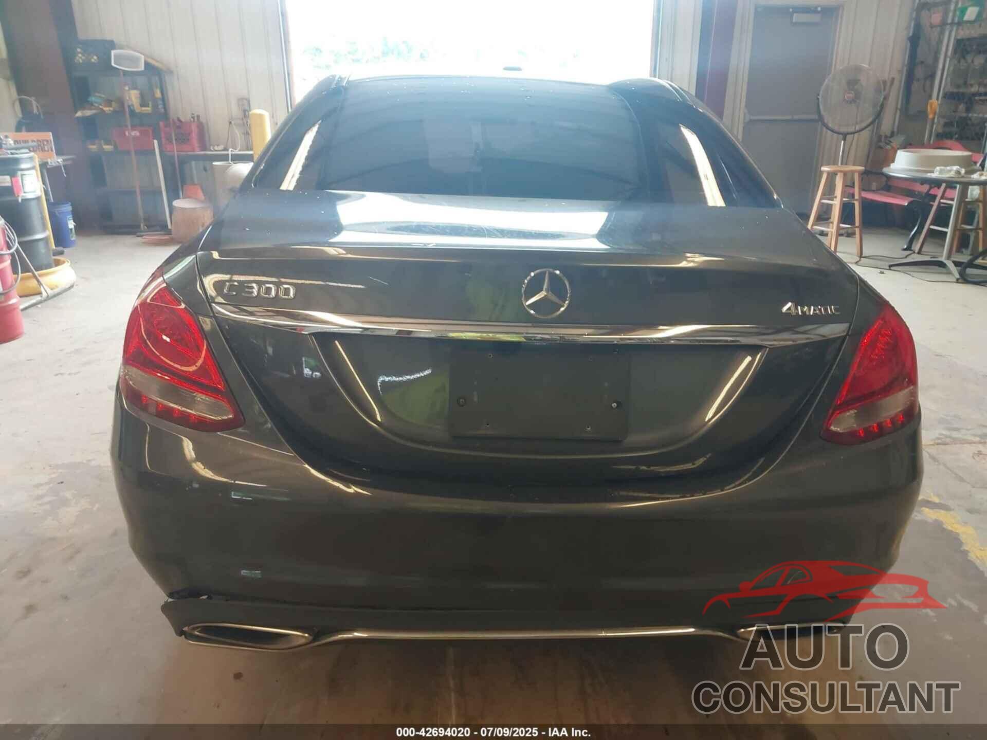 MERCEDES-BENZ C 300 2016 - 55SWF4KB3GU152654