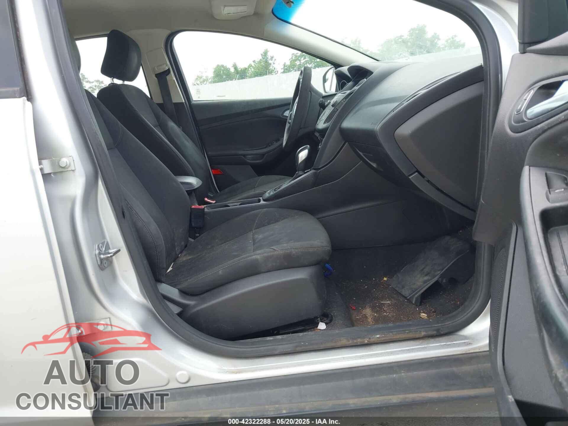 FORD FOCUS 2017 - 1FADP3K20HL278880