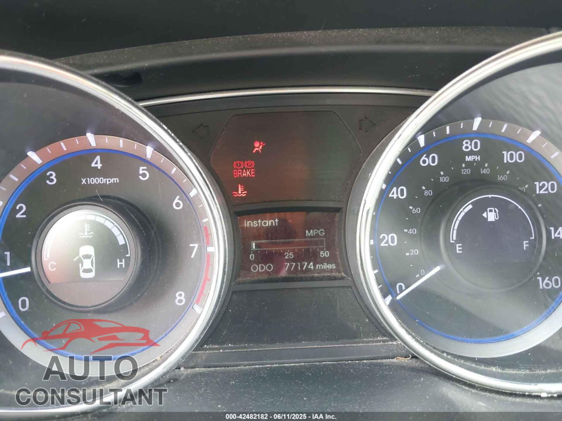 HYUNDAI SONATA 2011 - 5NPEB4AC3BH082912