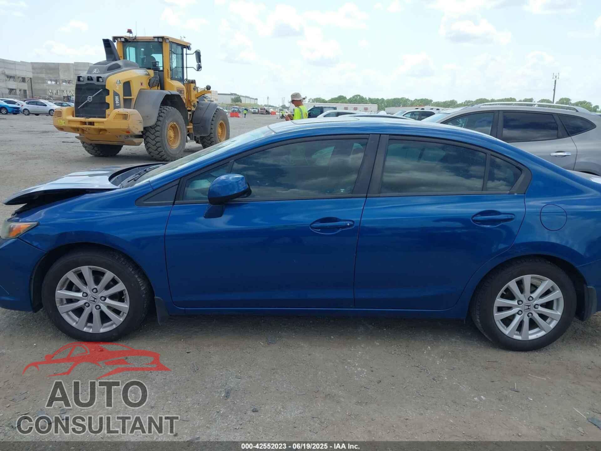 HONDA CIVIC 2012 - 2HGFB2F80CH537773