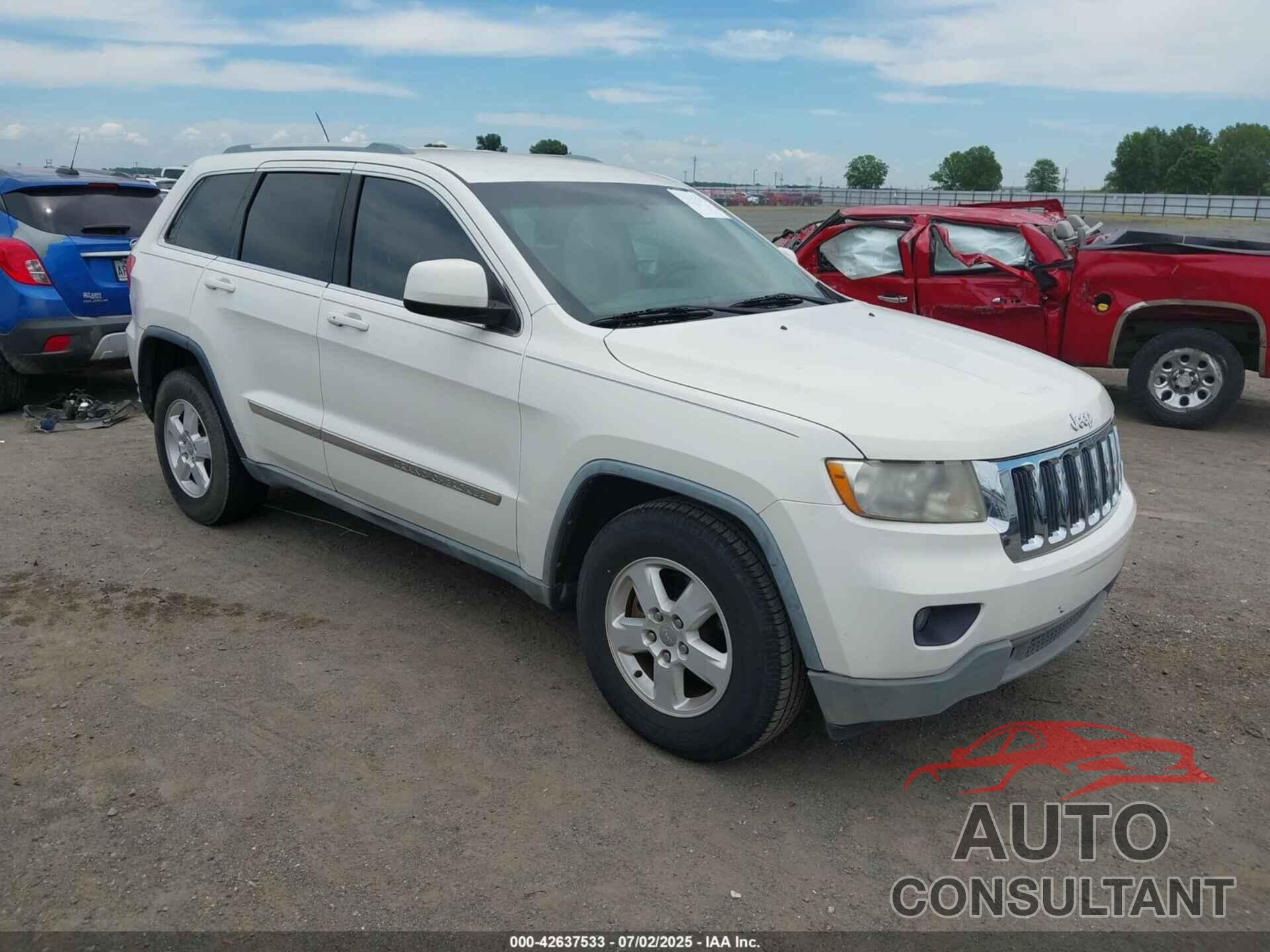 JEEP GRAND CHEROKEE 2011 - 1J4RS4GG4BC579761