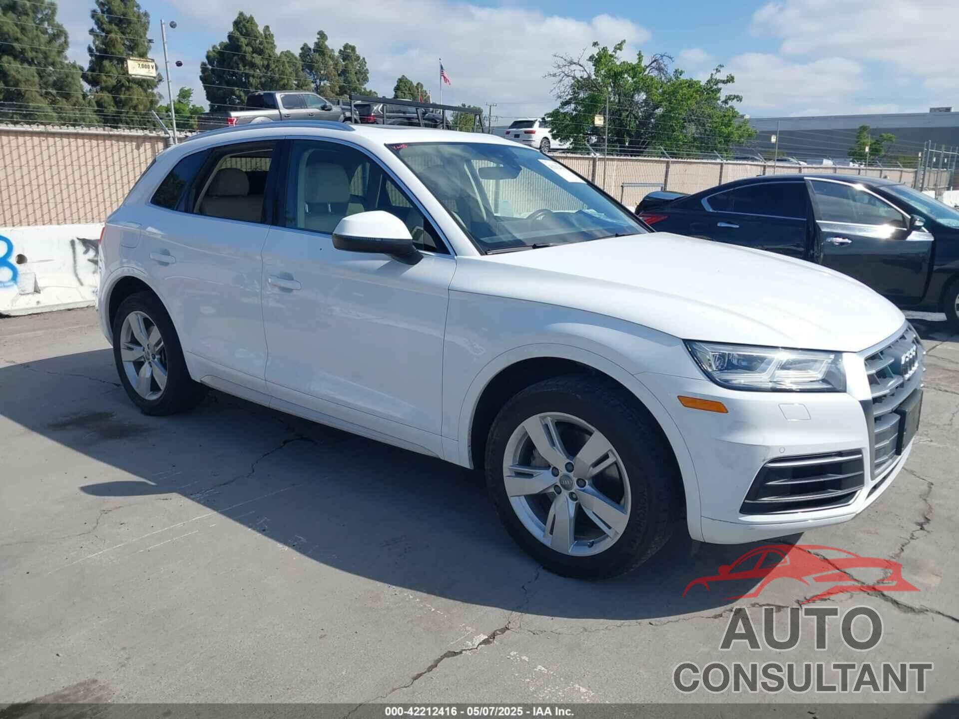 AUDI Q5 2018 - WA1BNAFY2J2212816