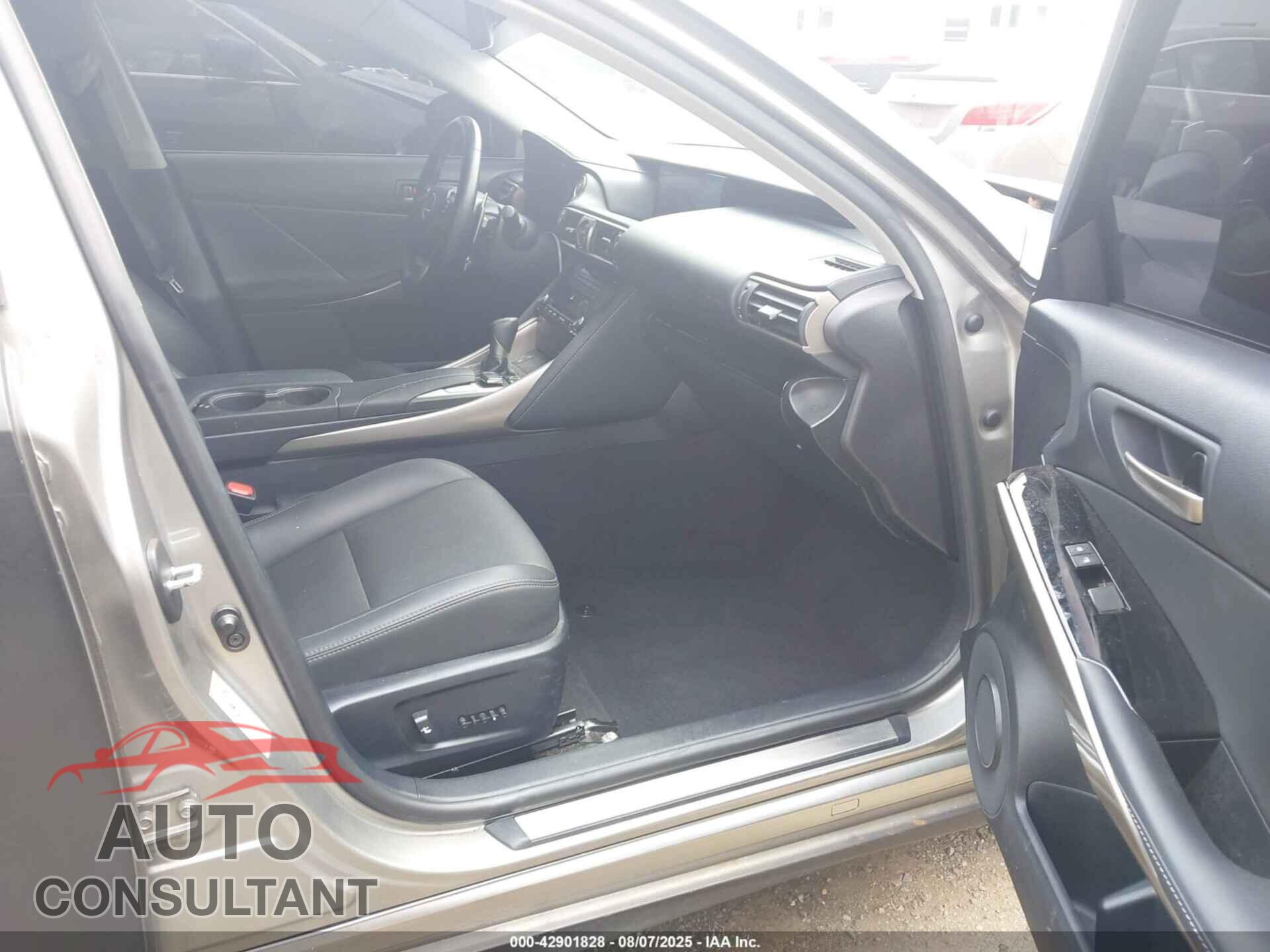 LEXUS IS 300 2017 - JTHCM1D2XH5020899